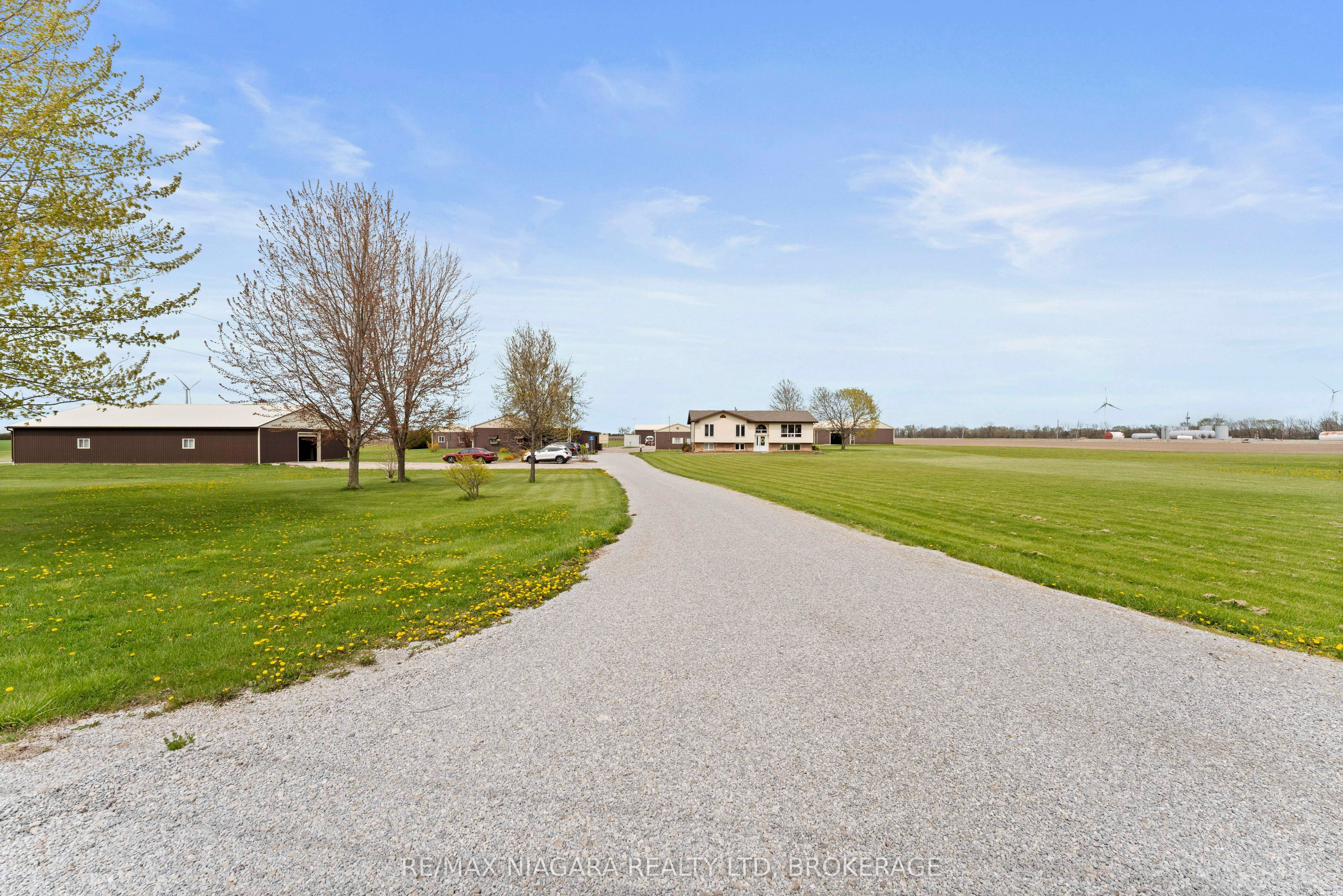 410 County Rd 50 Road W Property Photo 47