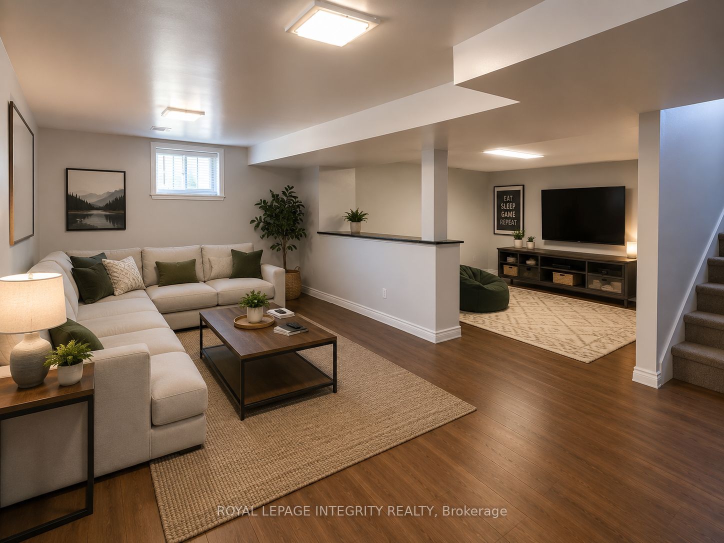 607 12th Street E Property Photo 18