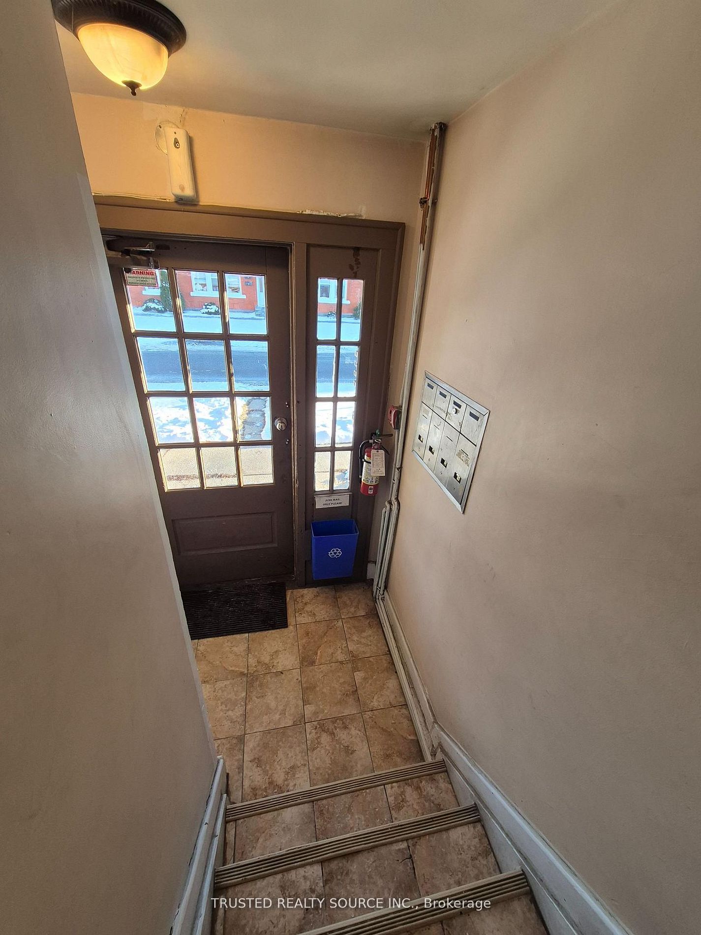 1614 Ontario Street #4 Property Photo 2
