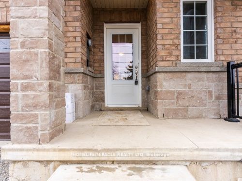 32 Vickers Road Property Photo 3
