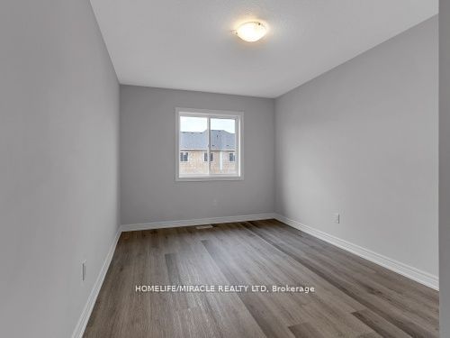 32 Vickers Road Property Photo 21