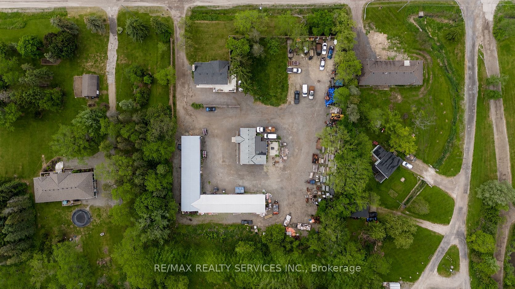 698 Highway 6 Highway 2 Property Photo 8