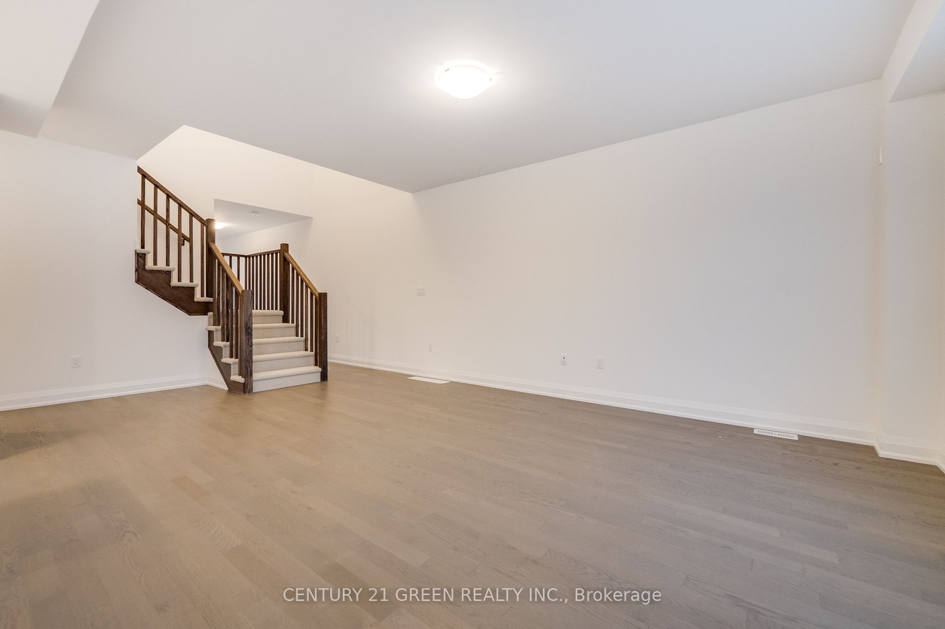 14 Holder Drive Property Photo 6