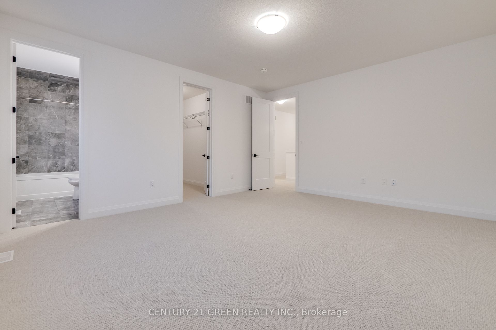 14 Holder Drive Property Photo 28