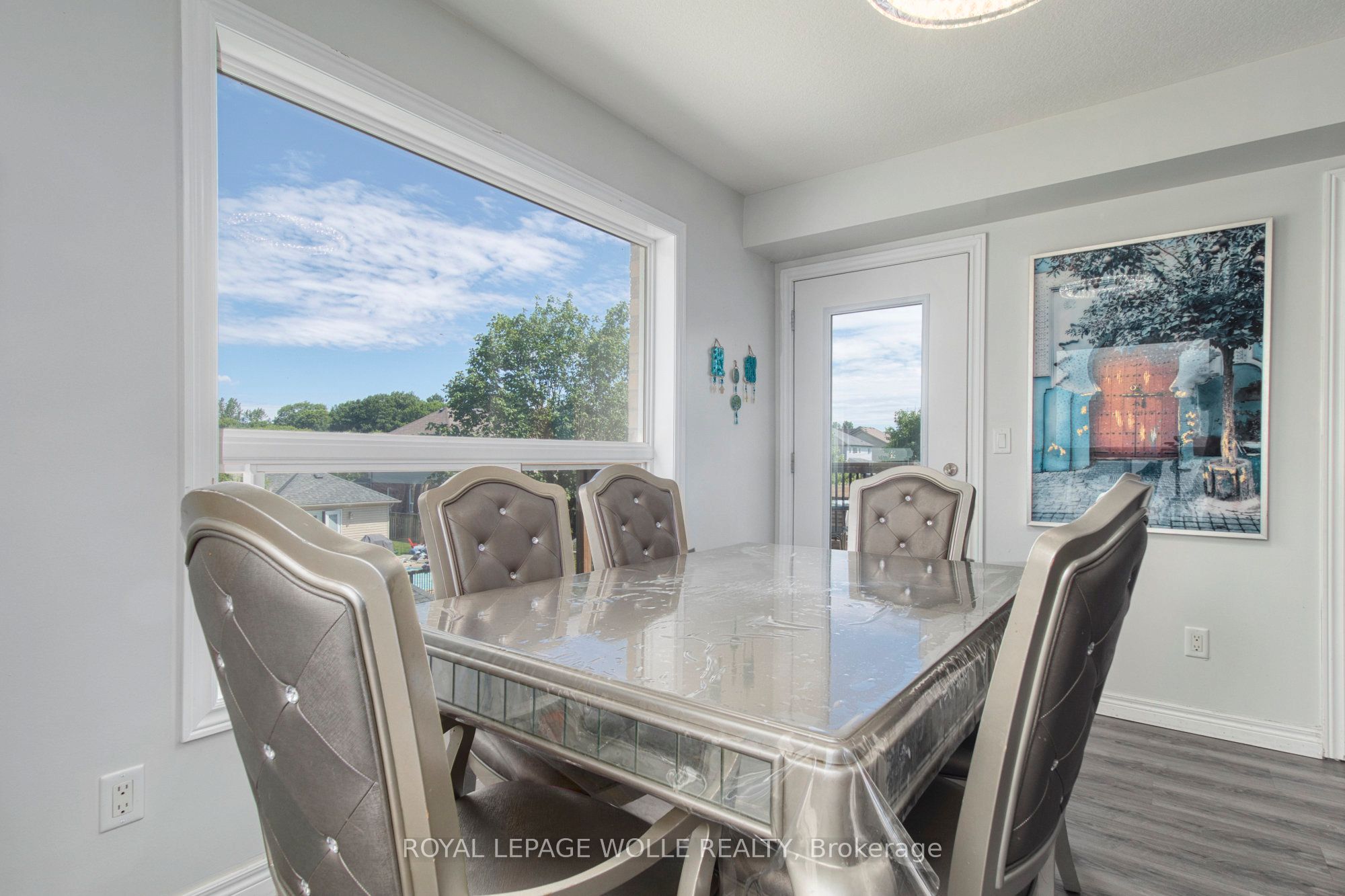 264 Vincent Drive Property Photo 11