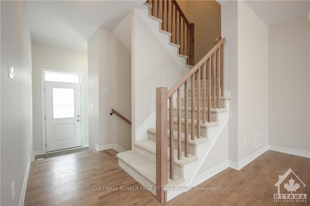 72 Focality Crescent Property Photo 5
