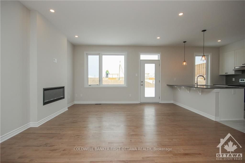 72 Focality Crescent Property Photo 6