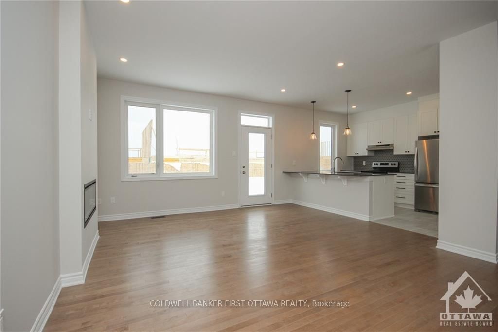 72 Focality Crescent Property Photo 8