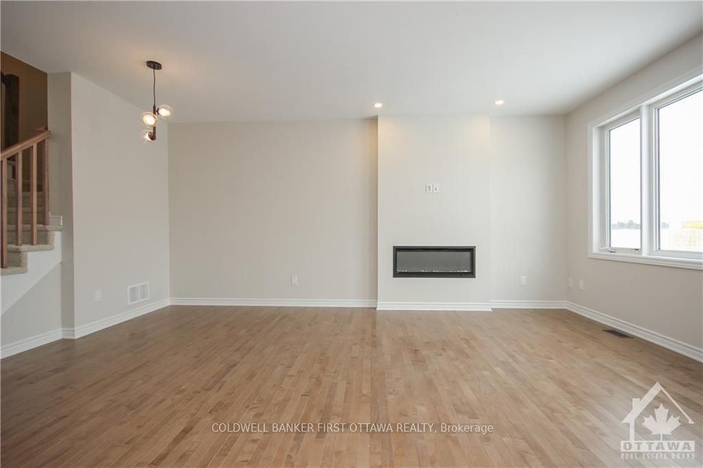 72 Focality Crescent Property Photo 10