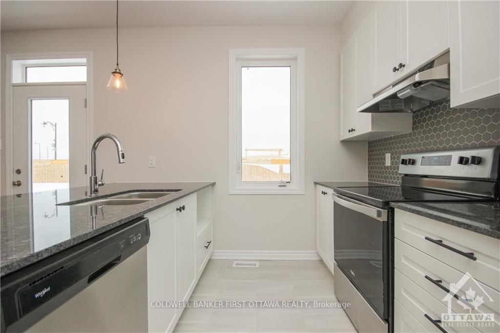 72 Focality Crescent Property Photo 13
