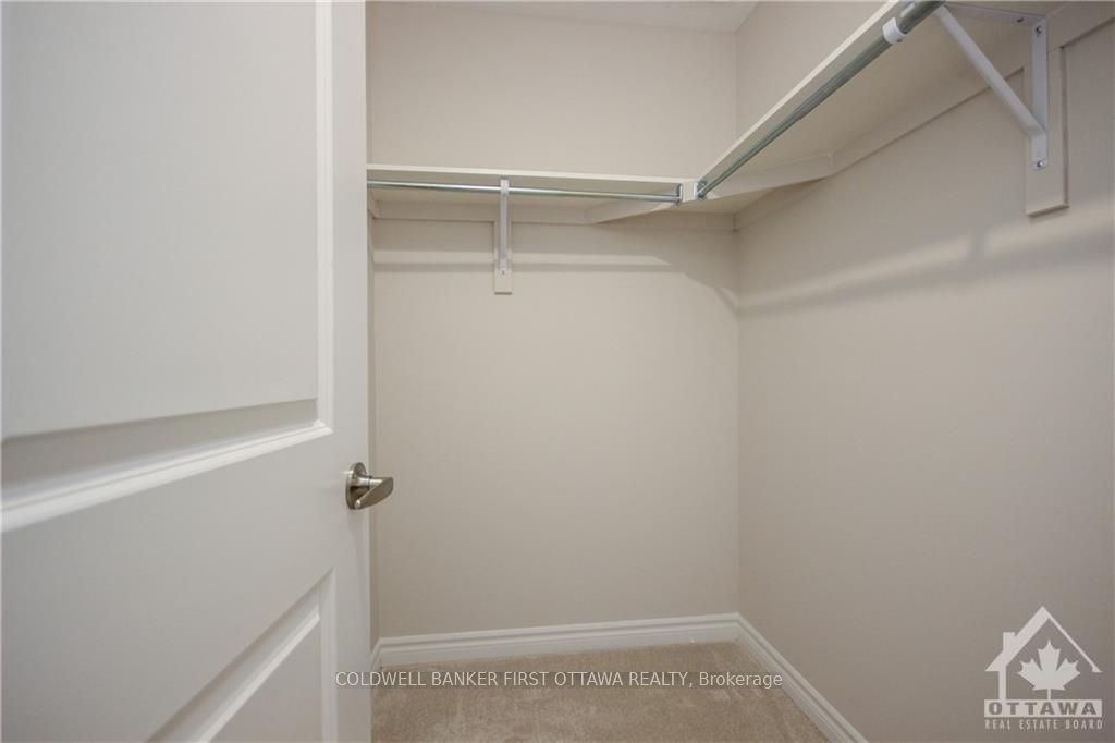 72 Focality Crescent Property Photo 29