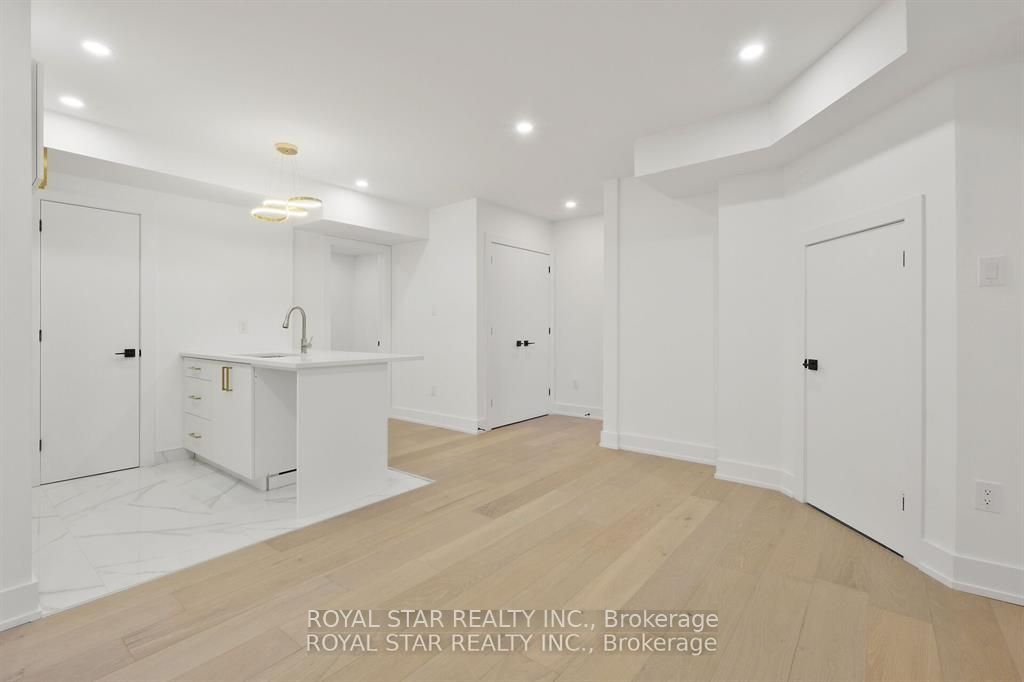 253 Duncairn Avenue Unit B Property Photo 6