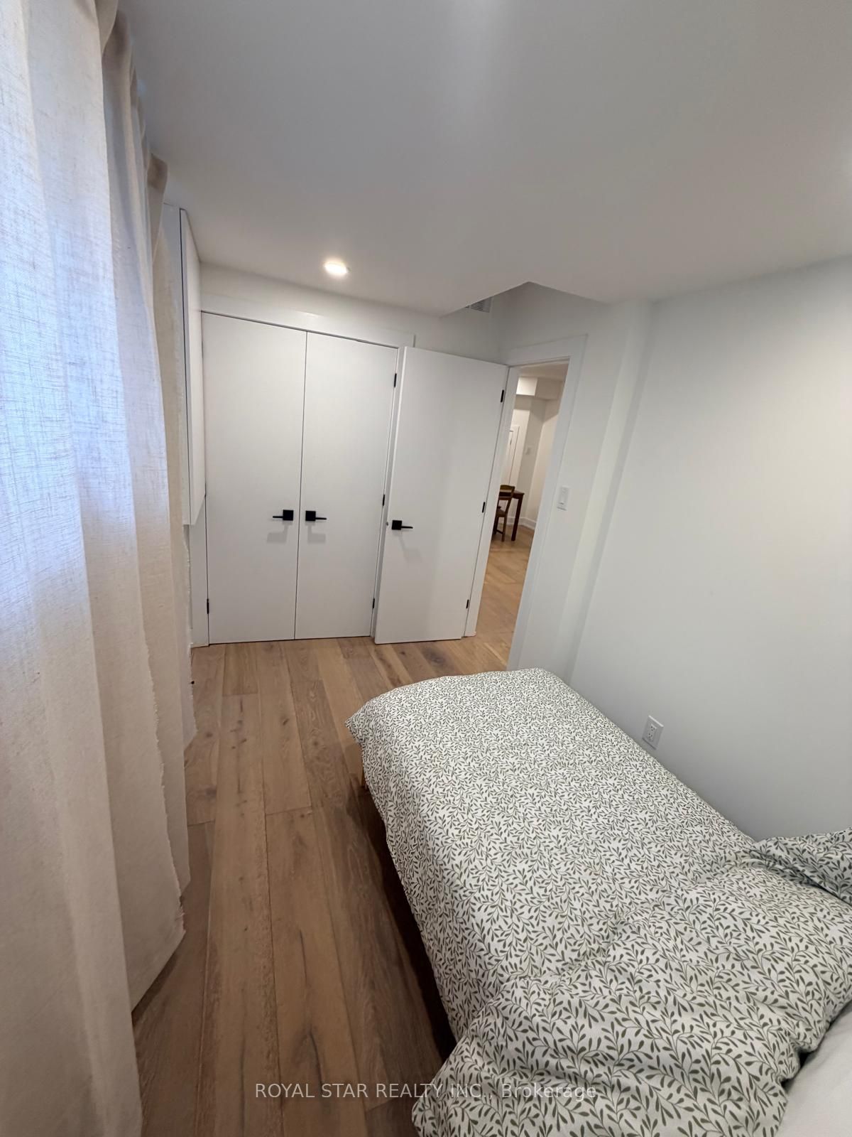 253 Duncairn Avenue Unit B Property Photo 13