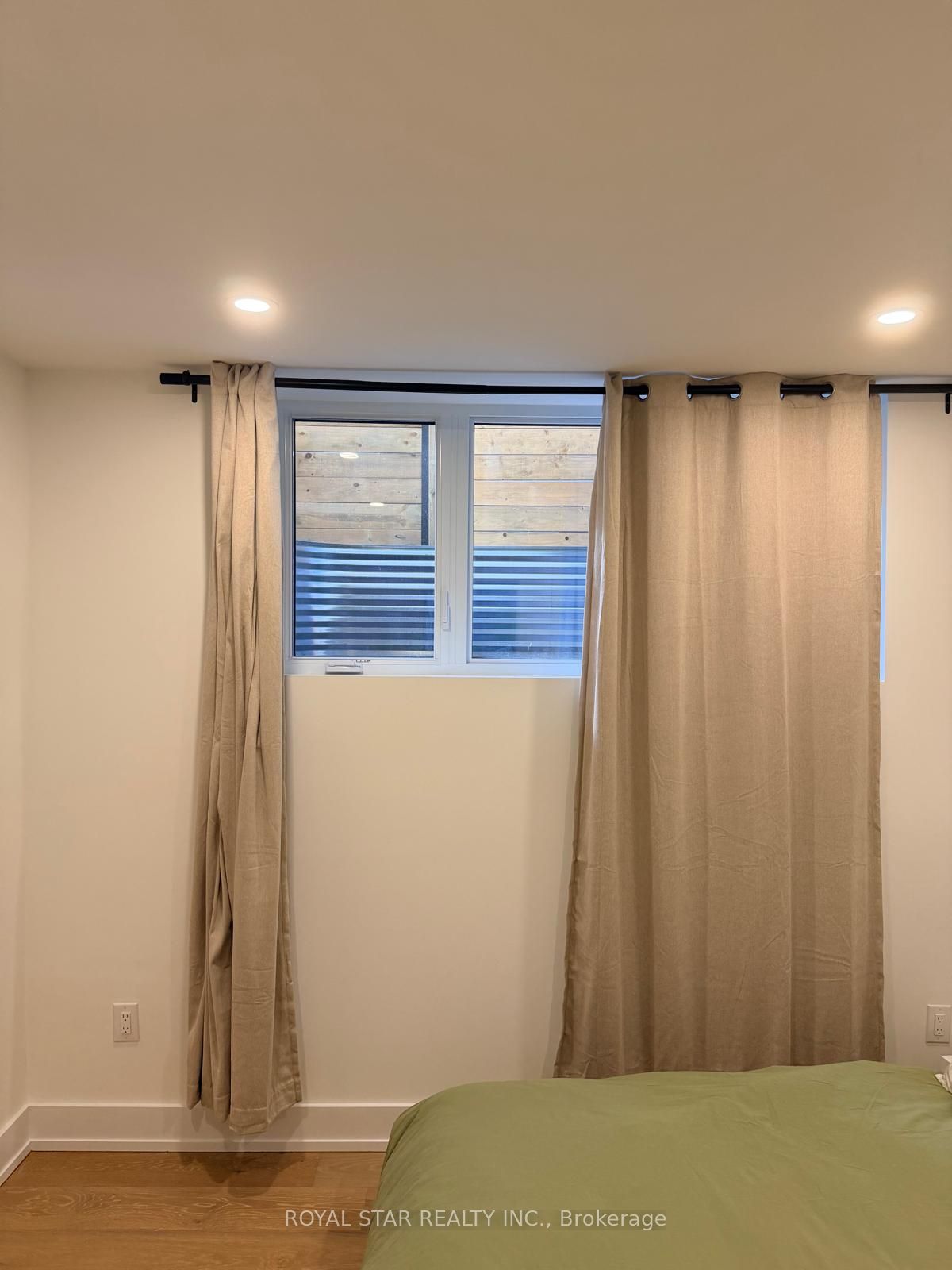 253 Duncairn Avenue Unit B Property Photo 14