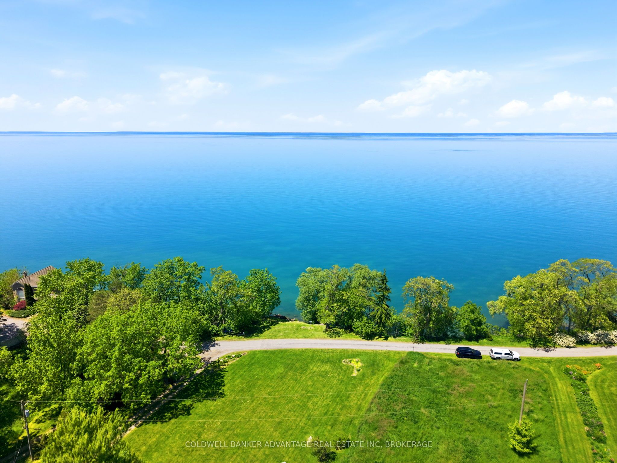 4698 Sandy Cove Drive Property Photo 1