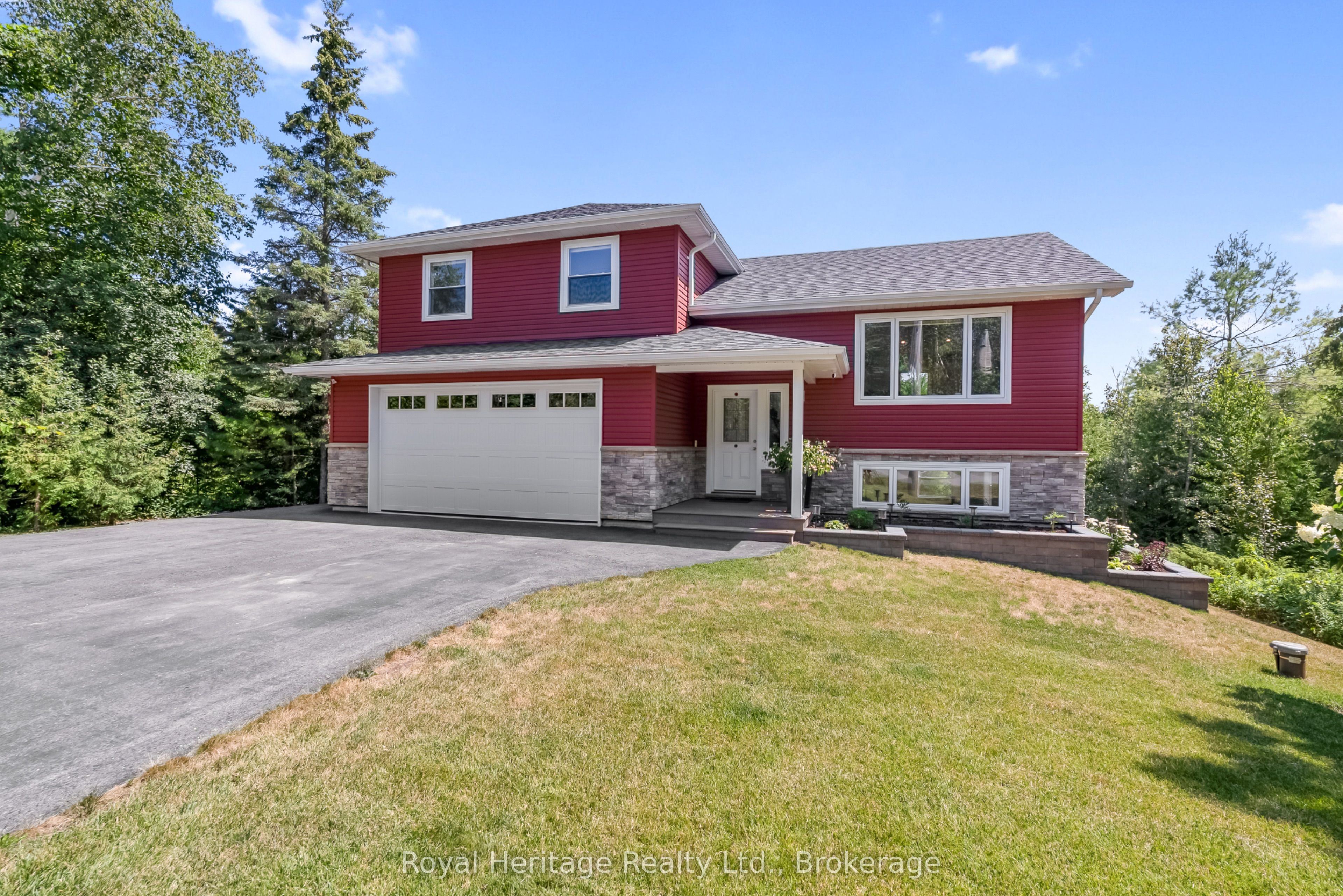 38 Clifford Drive Property Photo 1