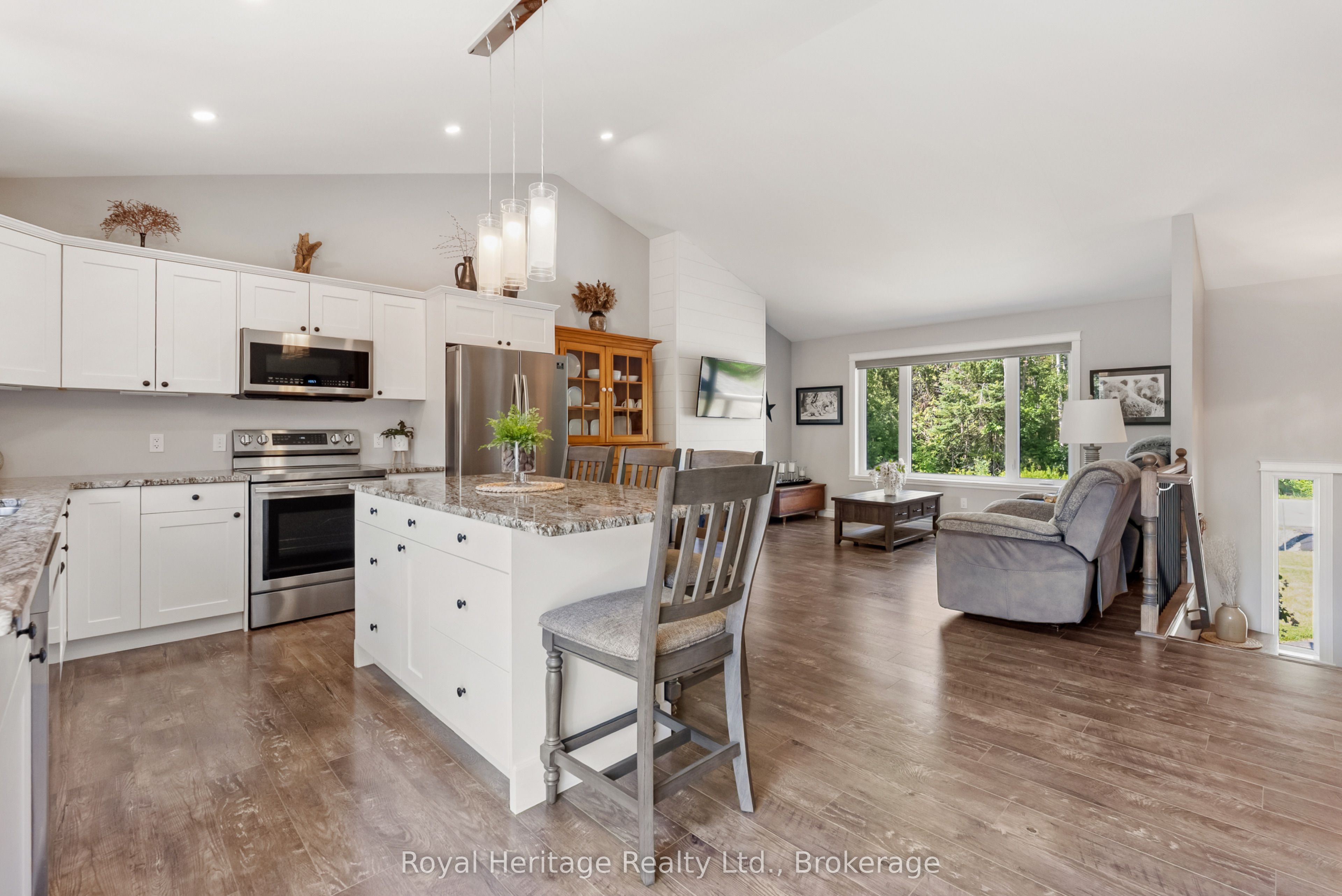 38 Clifford Drive Property Photo 7