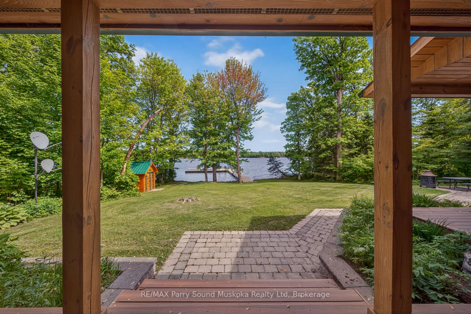 48 Wendy's Lane Property Photo 10