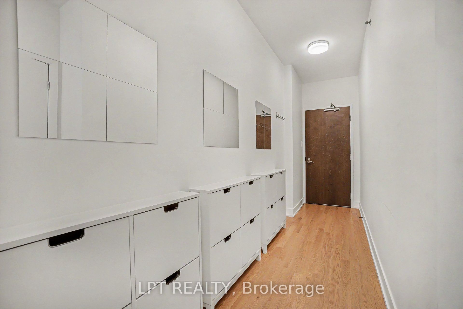 88 Richmond Road 512 Property Photo 4