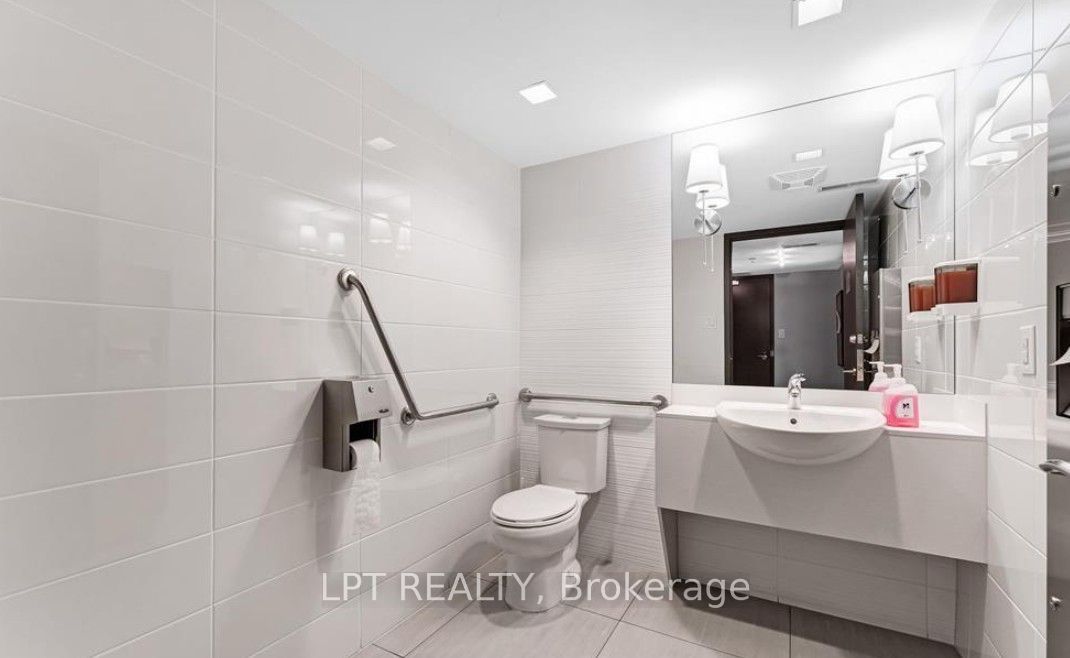 88 Richmond Road 512 Property Photo 35