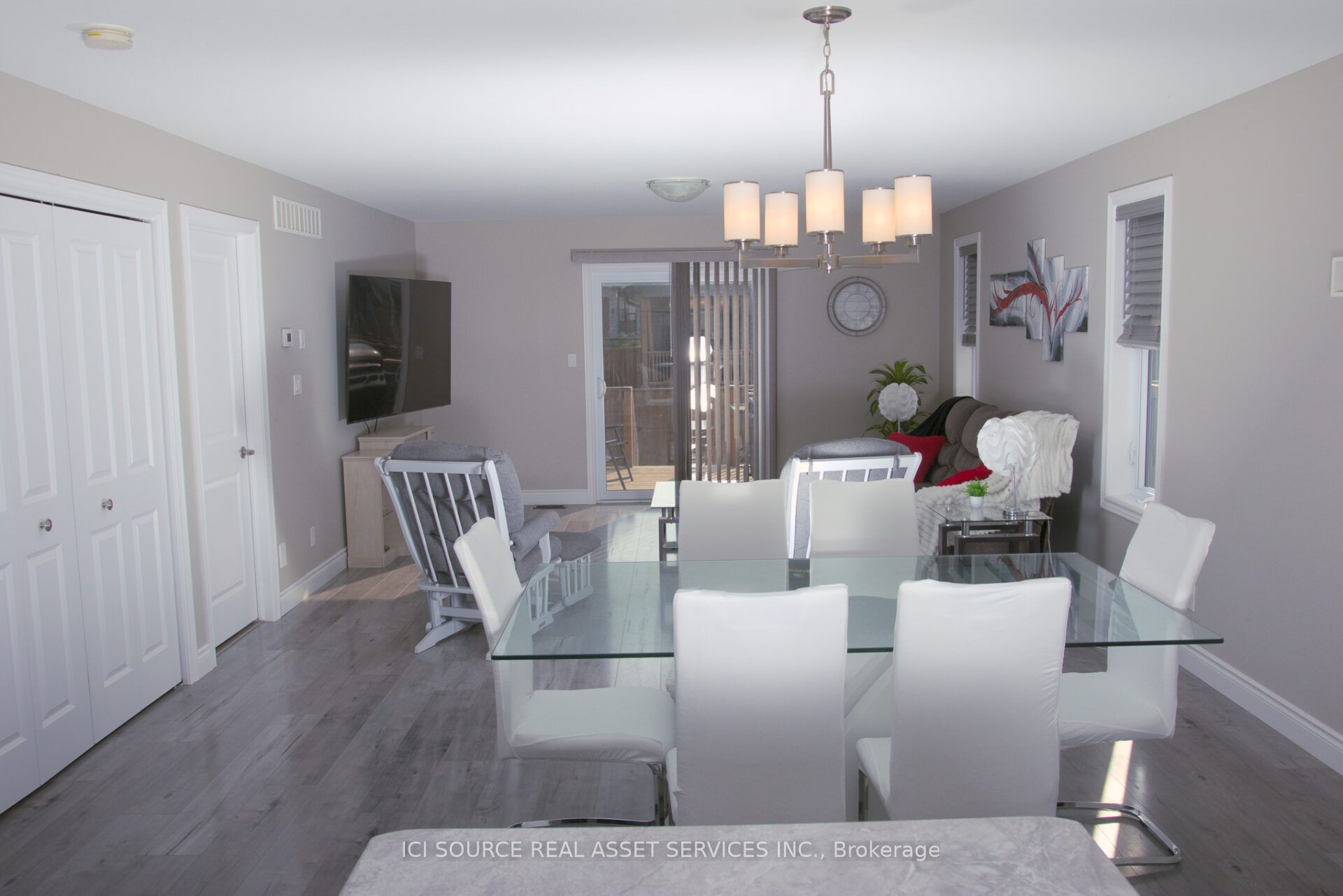 50 Deacon Place Property Photo 6