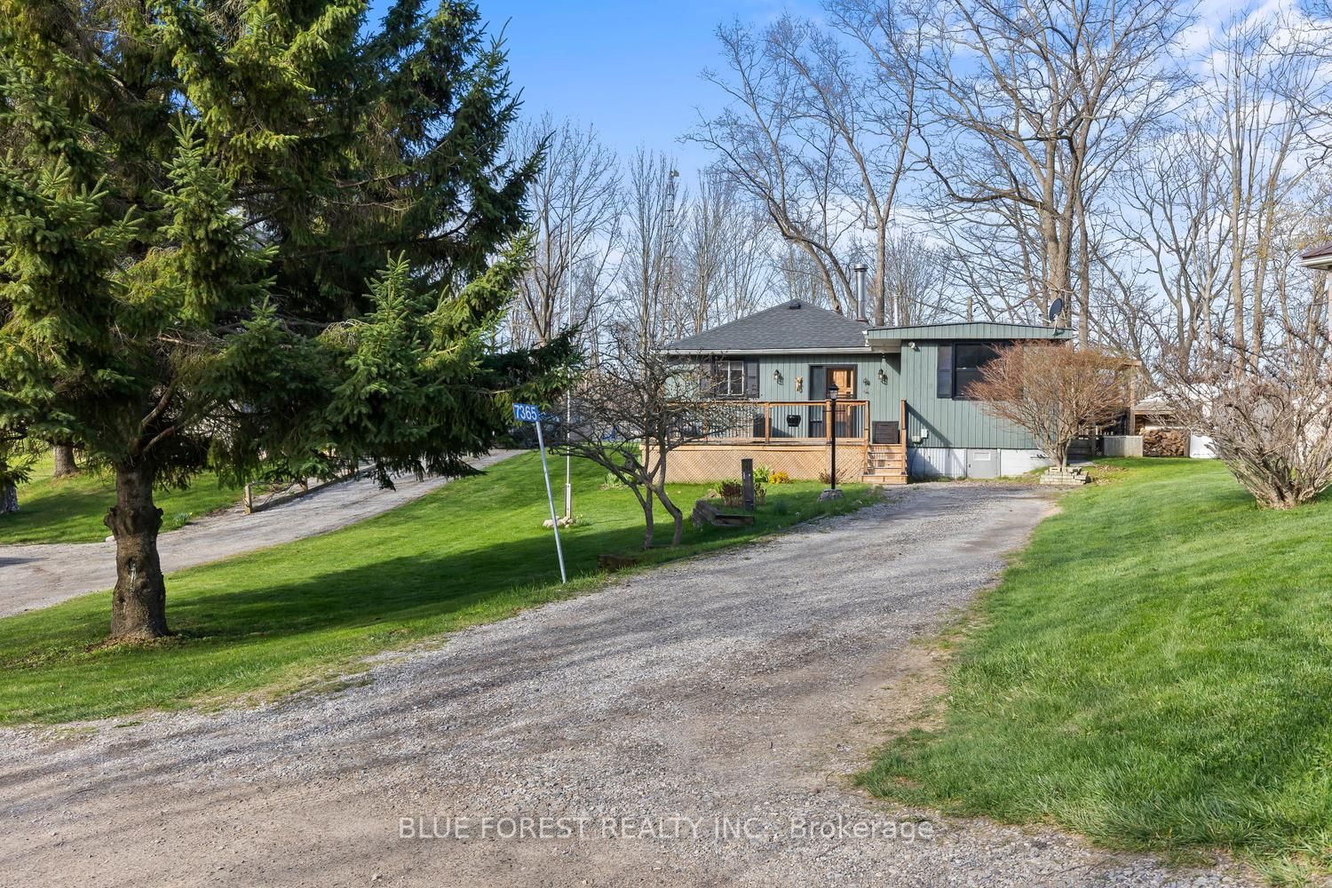 7365 Fairview Drive Property Photo 1