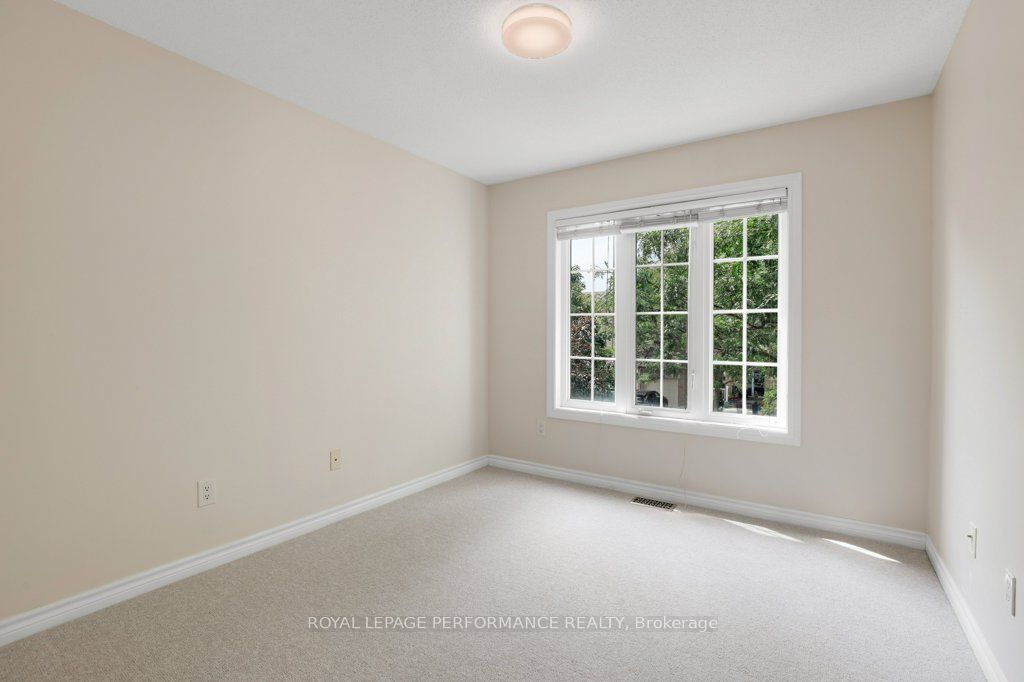 306 Waymark Crescent Property Photo 28