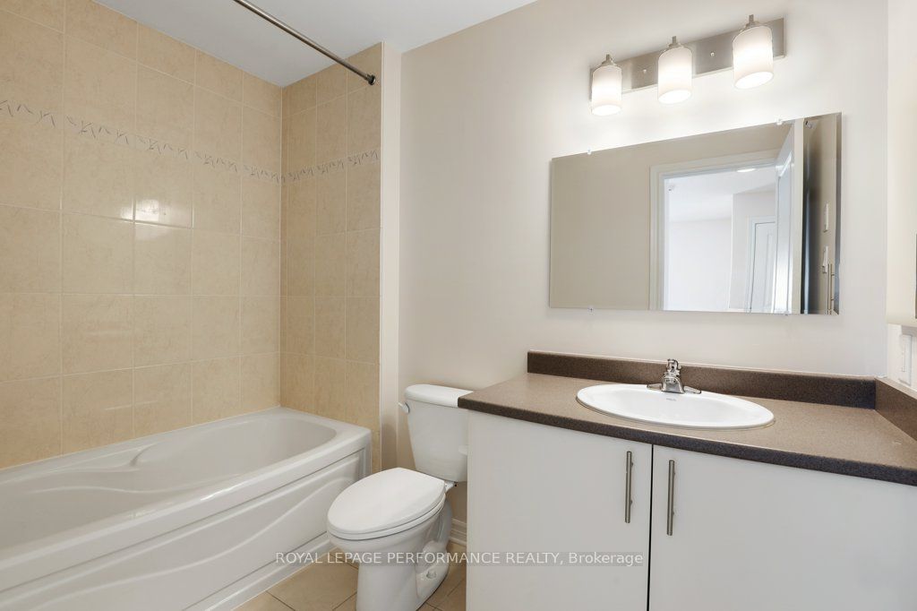306 Waymark Crescent Property Photo 32