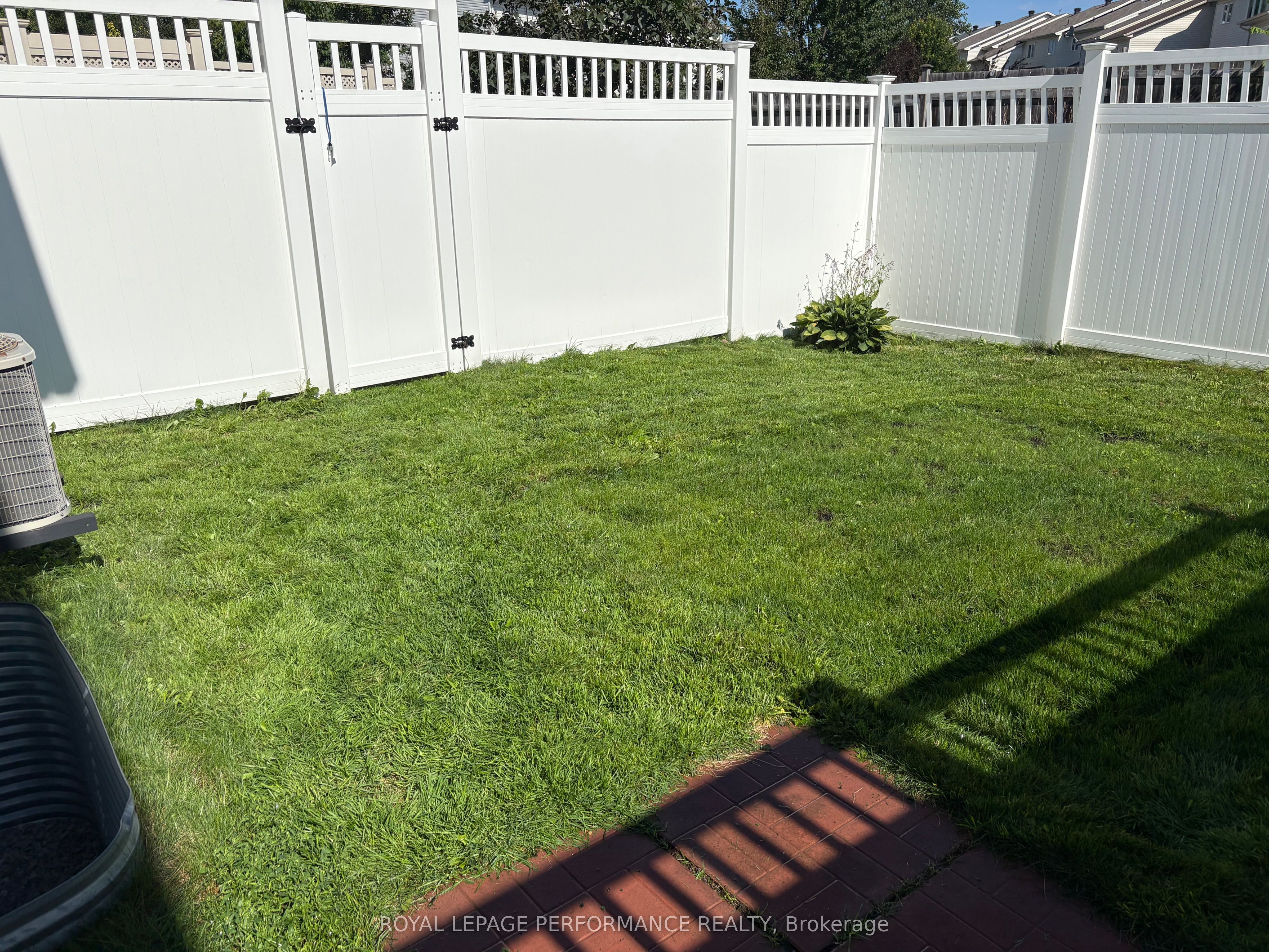 306 Waymark Crescent Property Photo 38