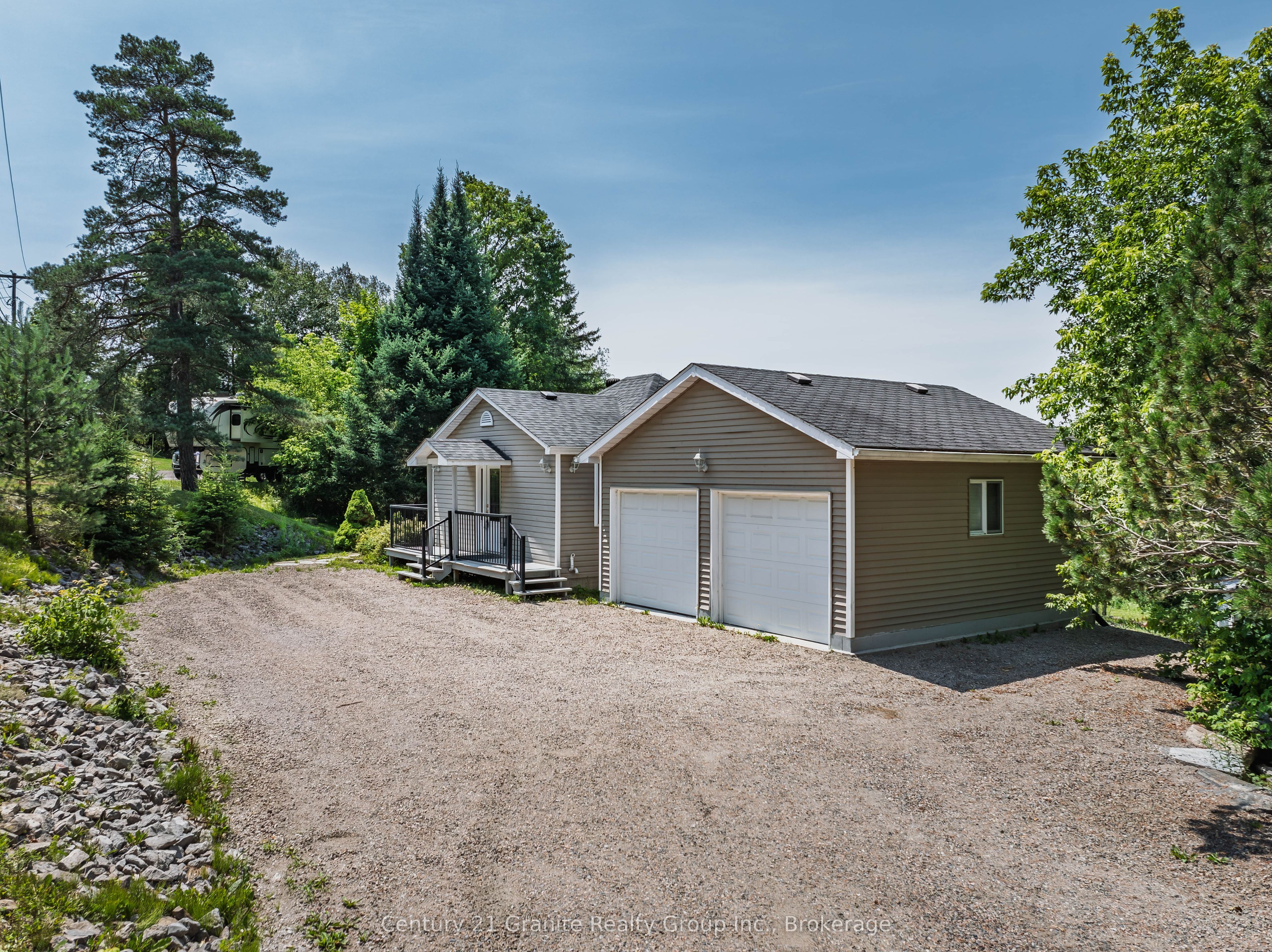 7177 Gelert Road Property Photo 3