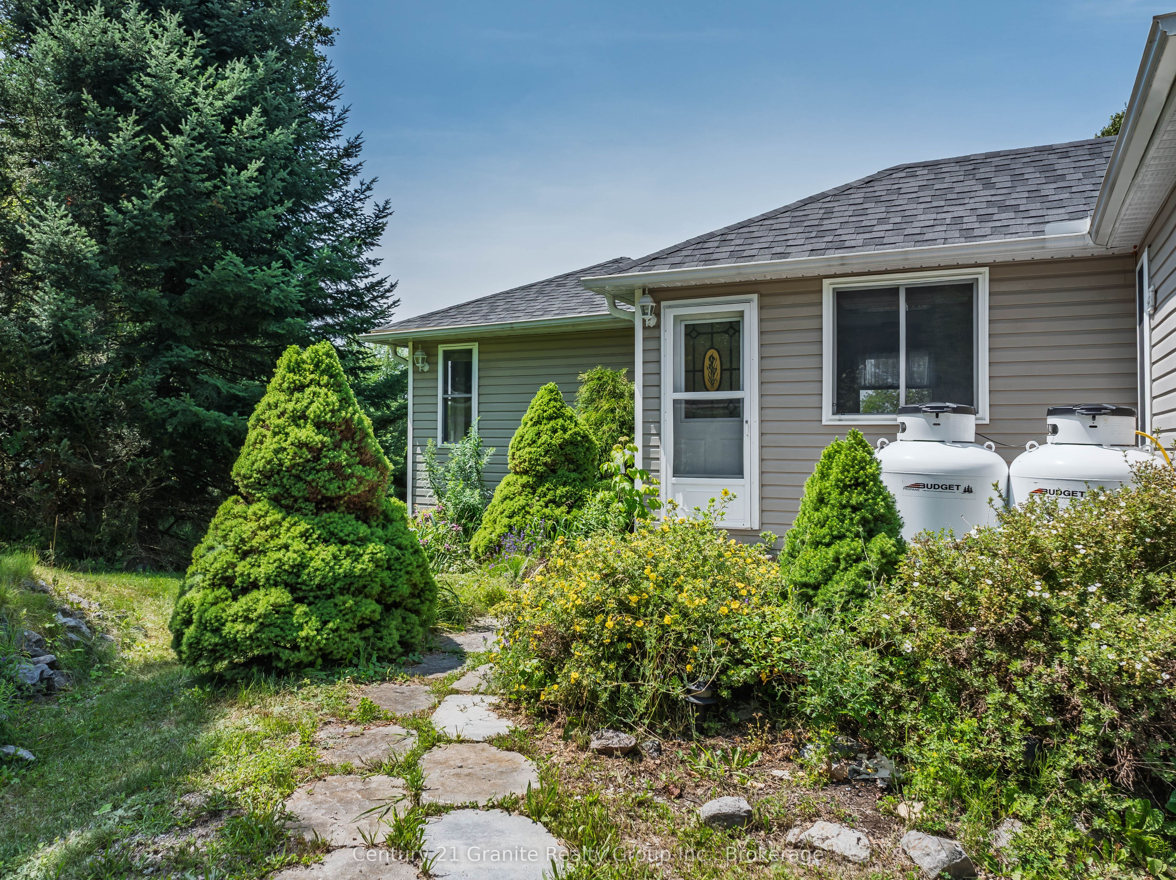 7177 Gelert Road Property Photo 9