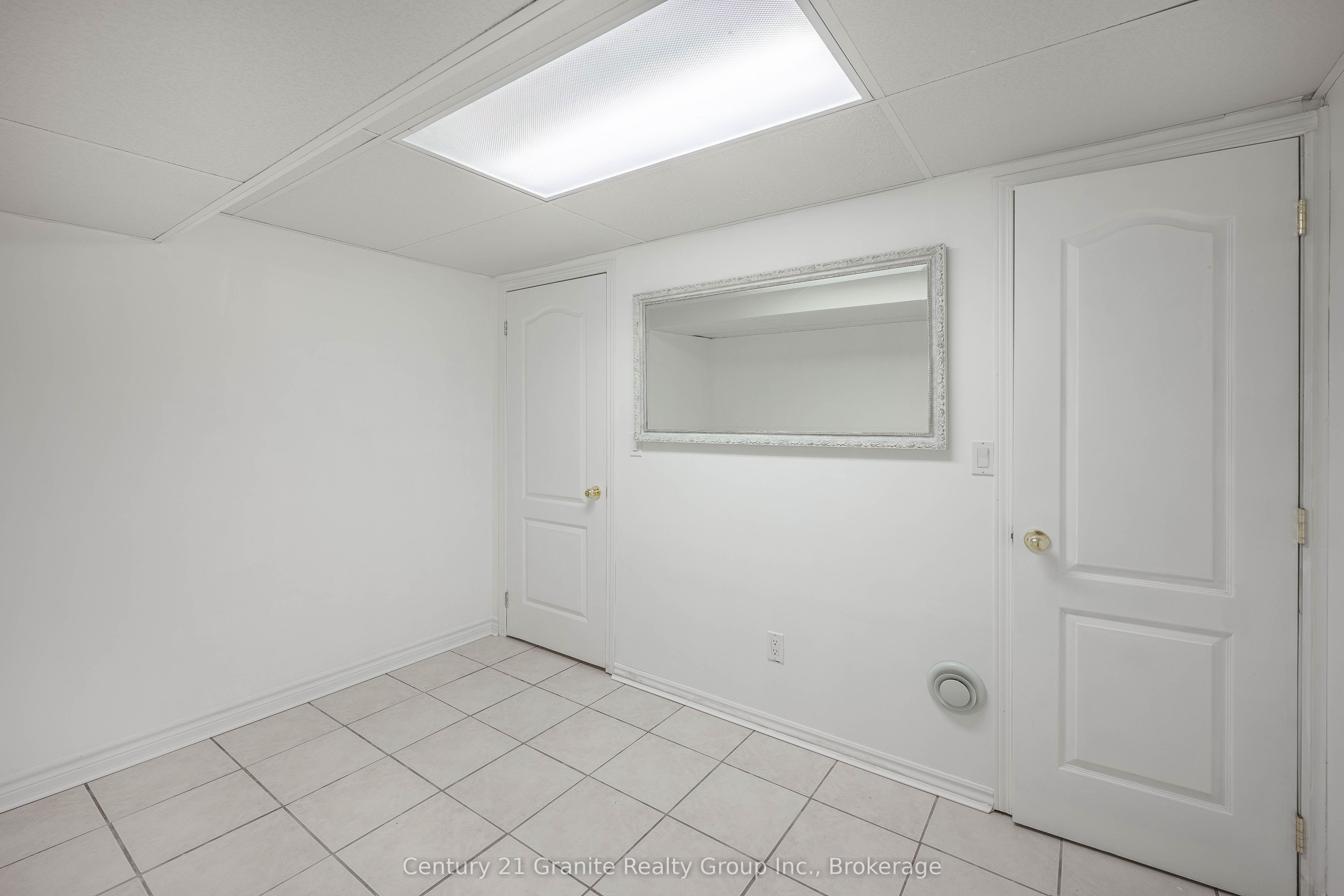 7177 Gelert Road Property Photo 33