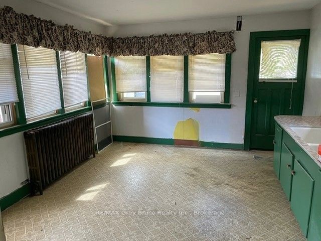 1348 5th Avenue W Property Photo 10