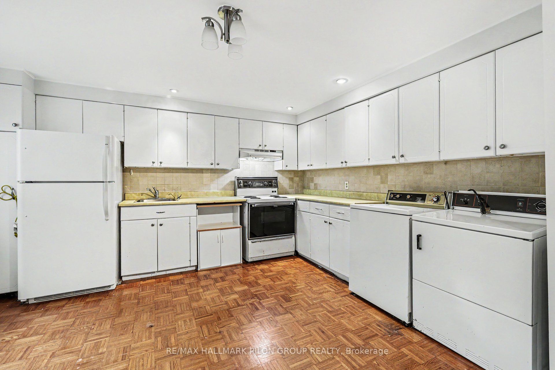528 Guy Street Property Photo 7
