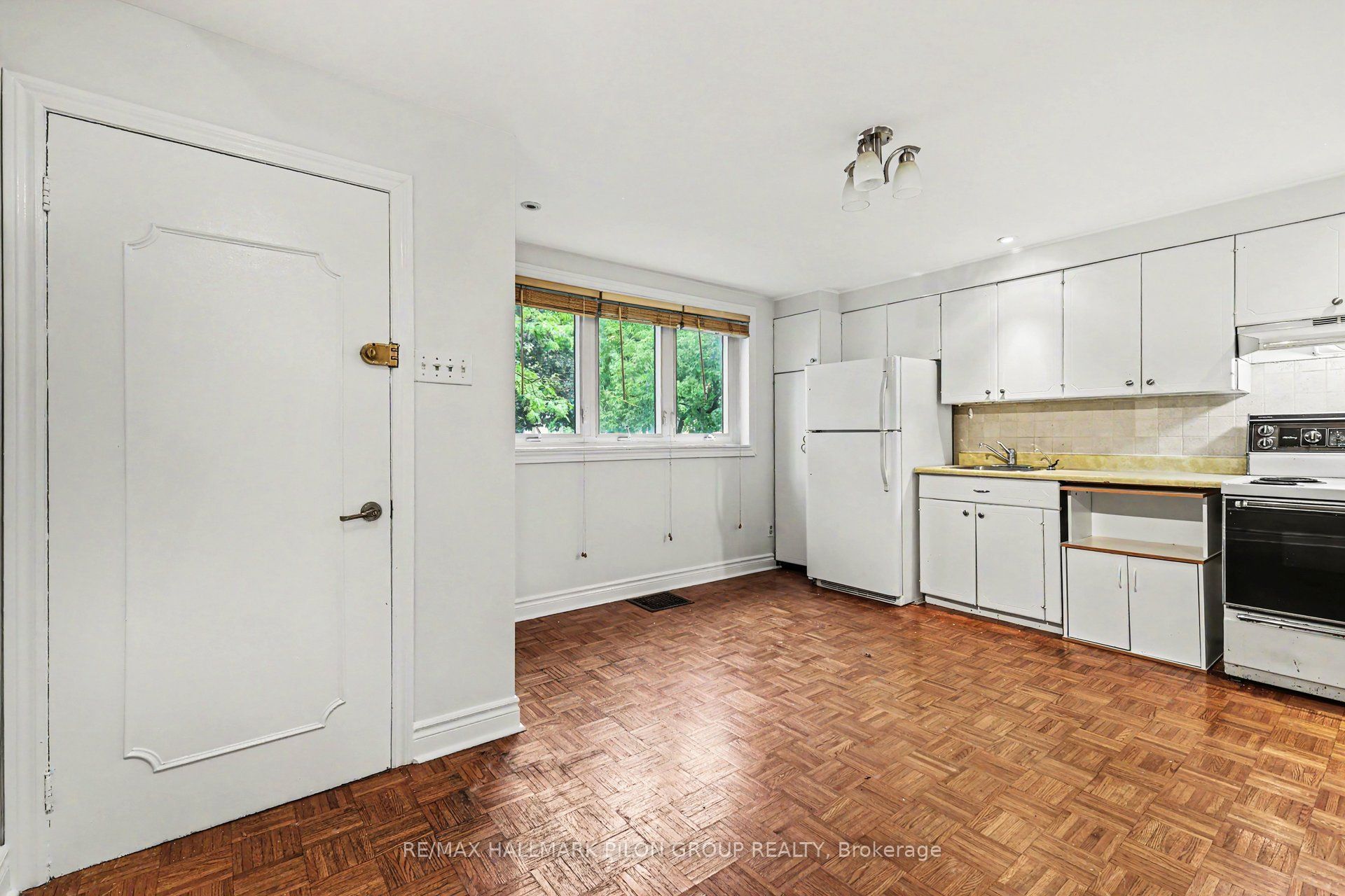 528 Guy Street Property Photo 10