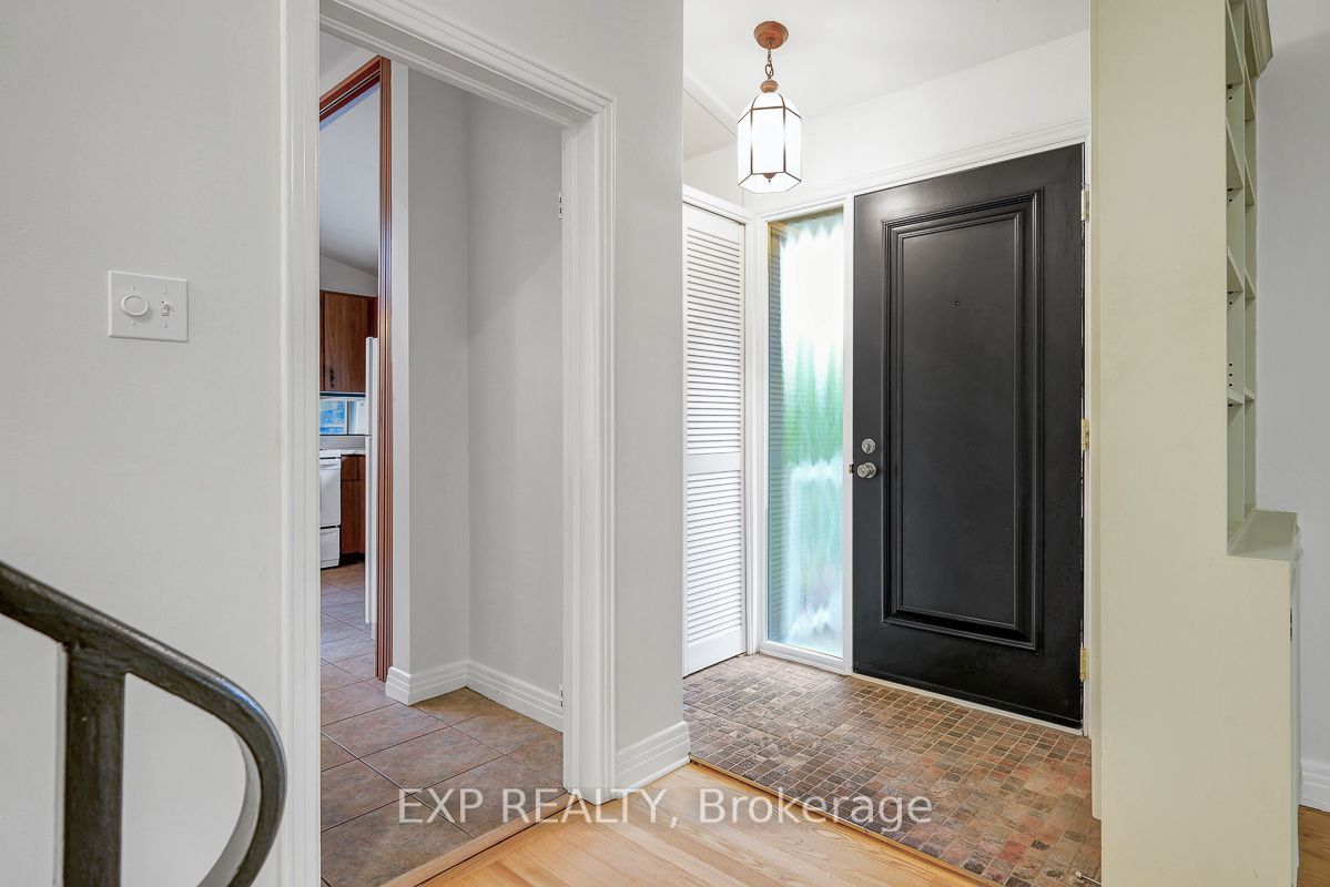 1473 Chomley Crescent Property Photo 10