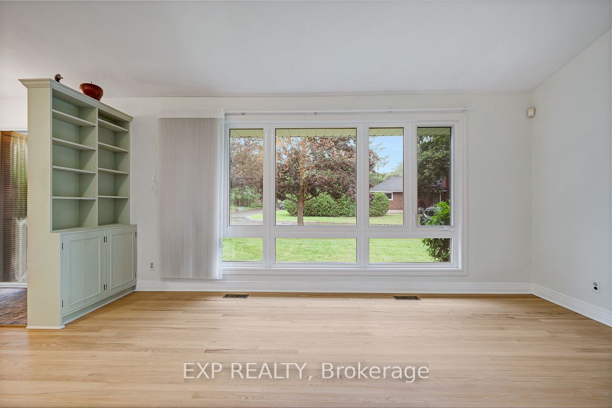 1473 Chomley Crescent Property Photo 13