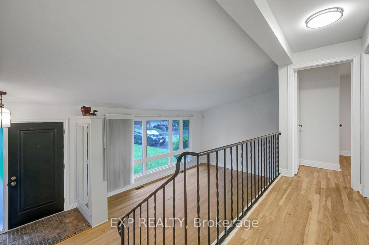 1473 Chomley Crescent Property Photo 24