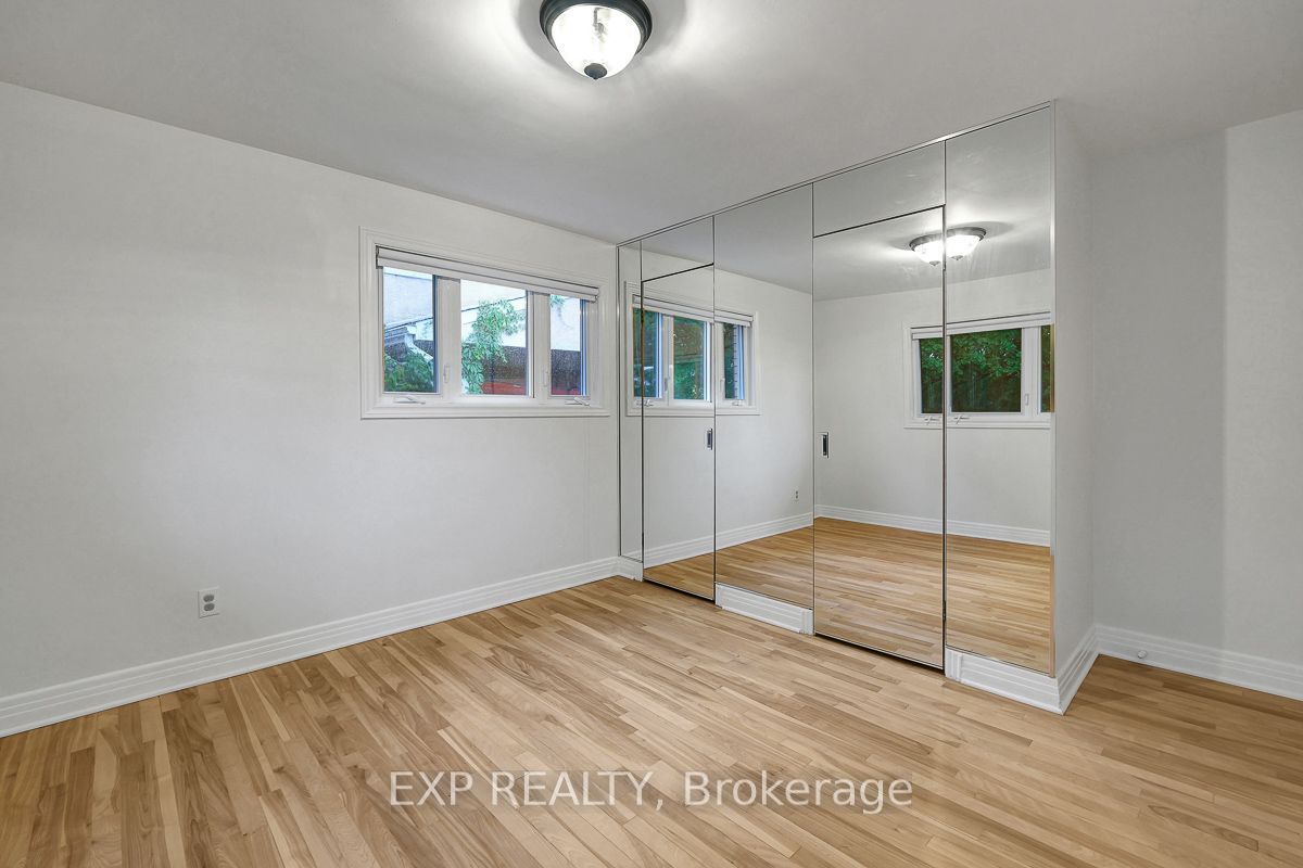 1473 Chomley Crescent Property Photo 27