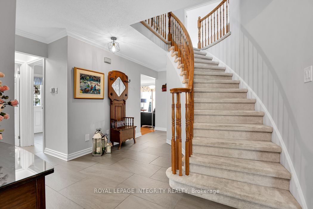 46 Dartmoor Drive Property Photo 3