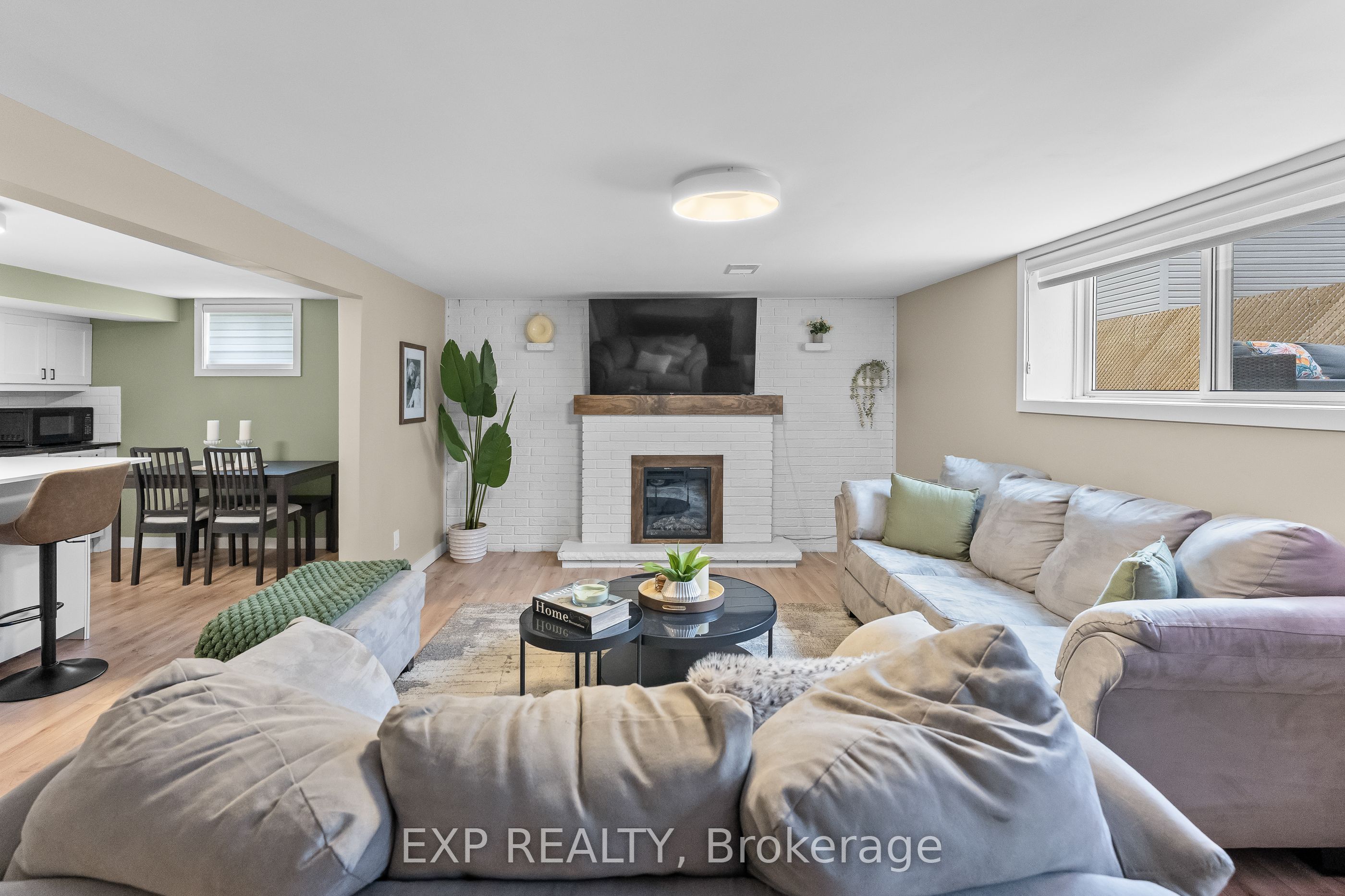 142 Marcella Crescent Property Photo 35