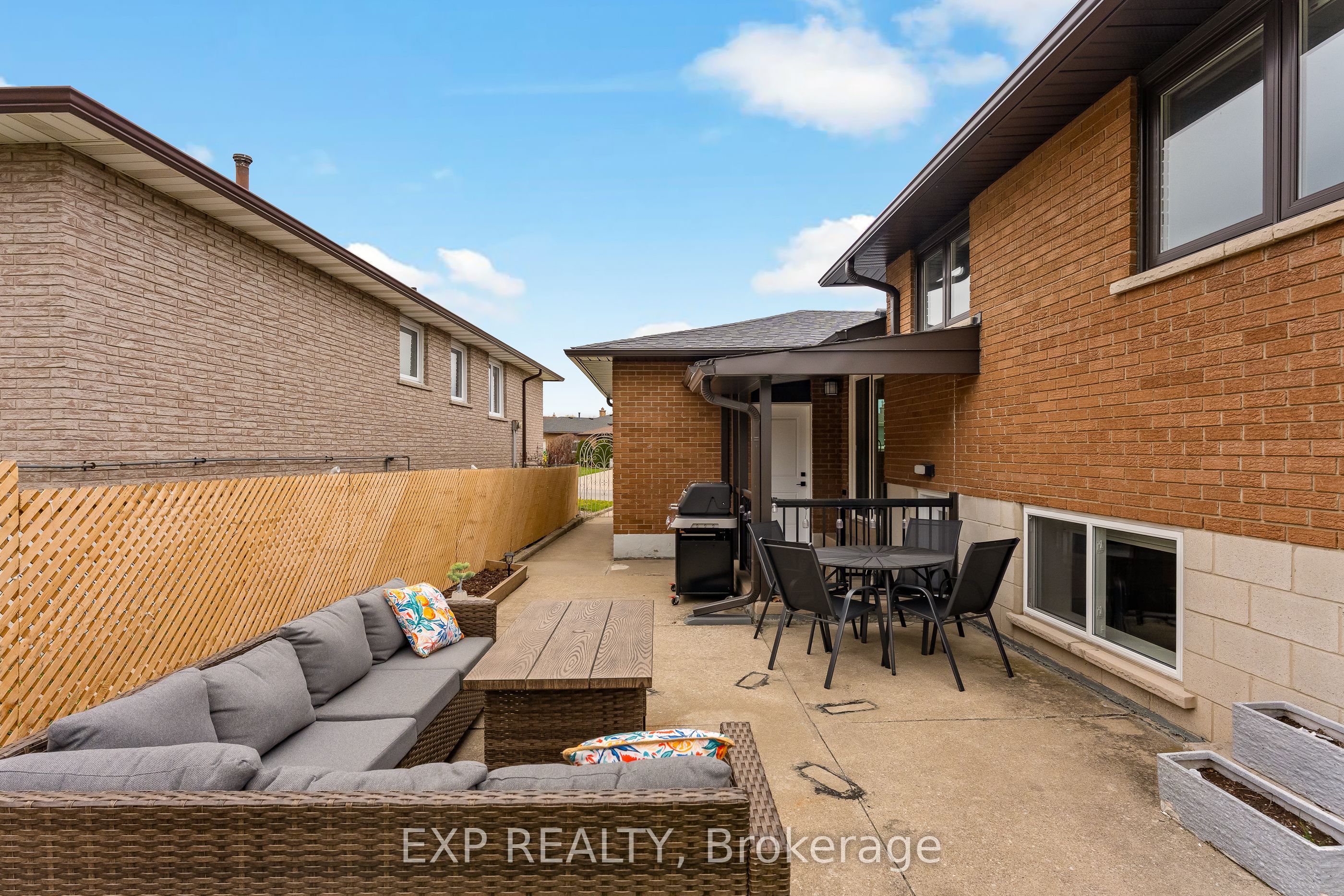 142 Marcella Crescent Property Photo 43