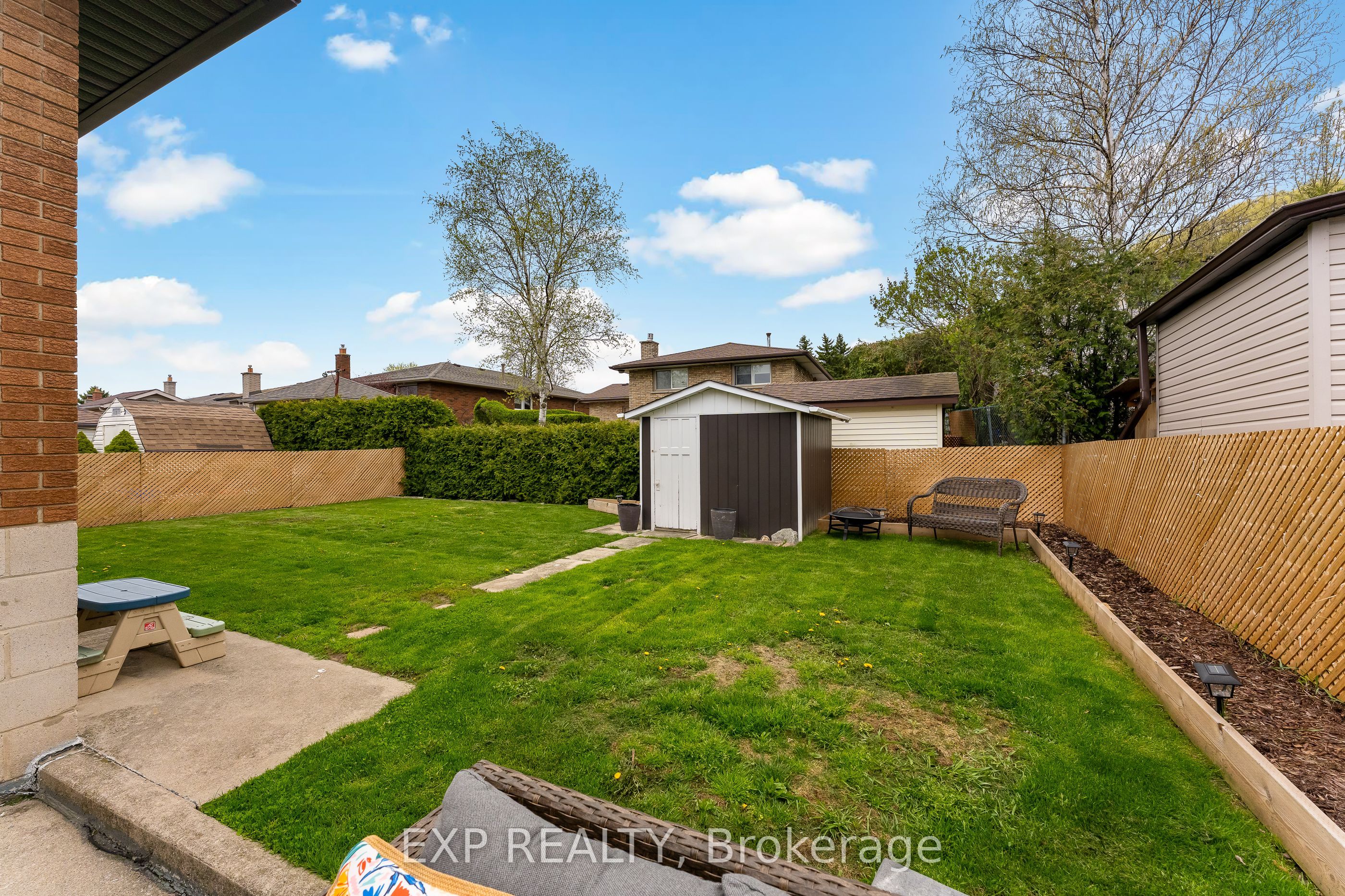 142 Marcella Crescent Property Photo 44