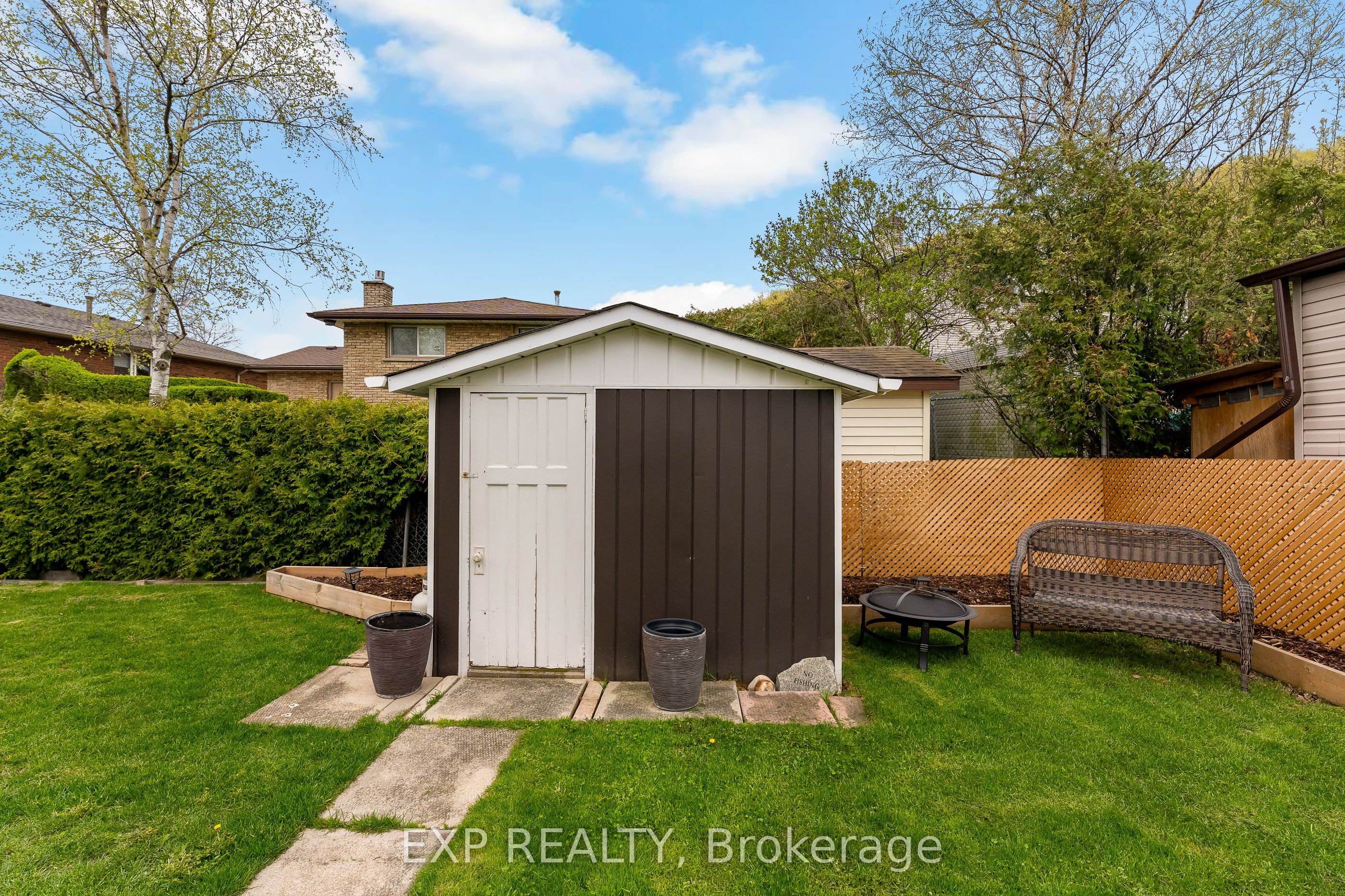 142 Marcella Crescent Property Photo 45