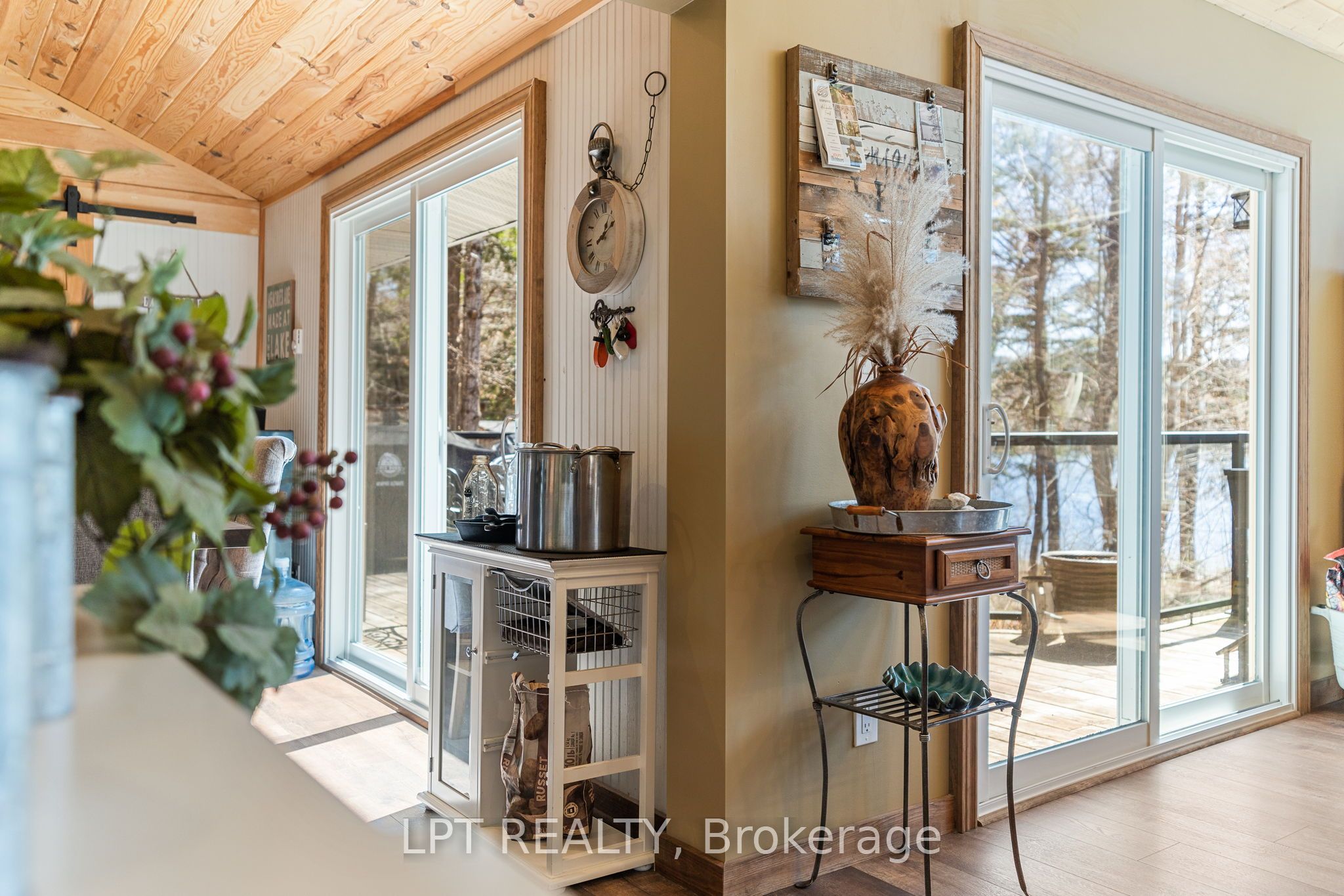 1369 Hipkiss Drive Property Photo 16