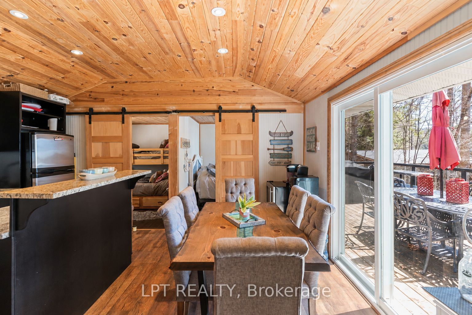 1369 Hipkiss Drive Property Photo 18