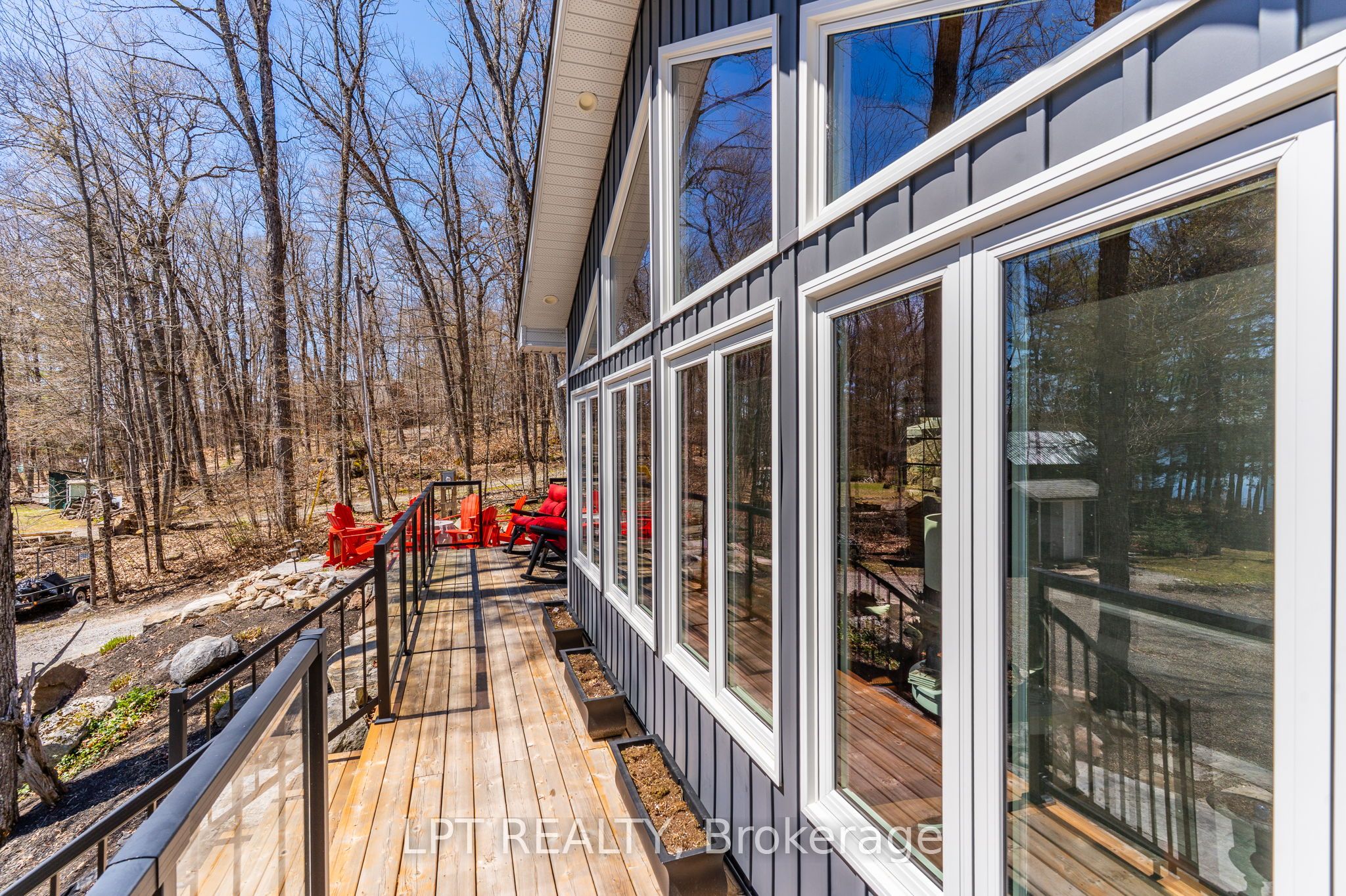 1369 Hipkiss Drive Property Photo 27