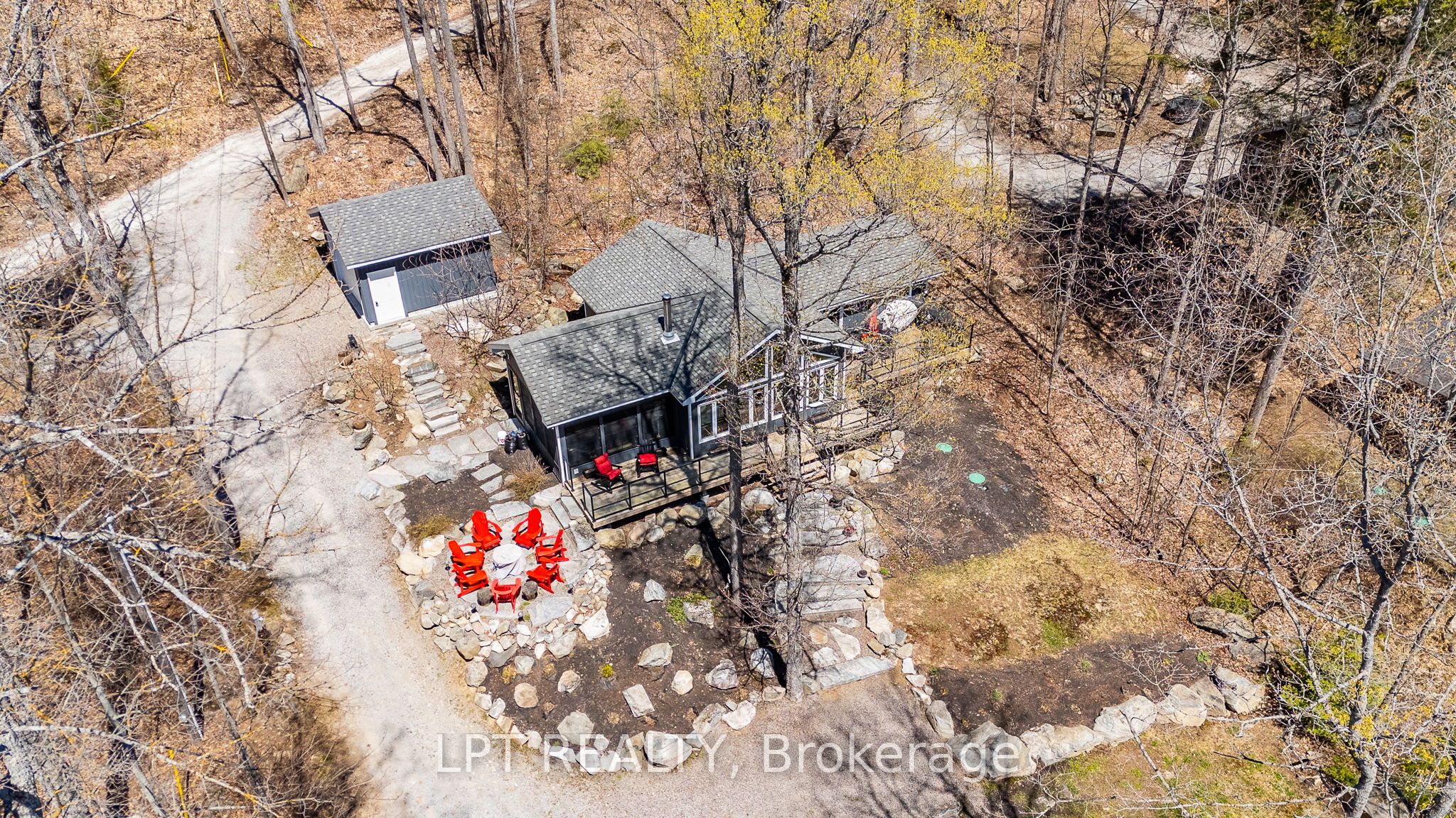 1369 Hipkiss Drive Property Photo 43