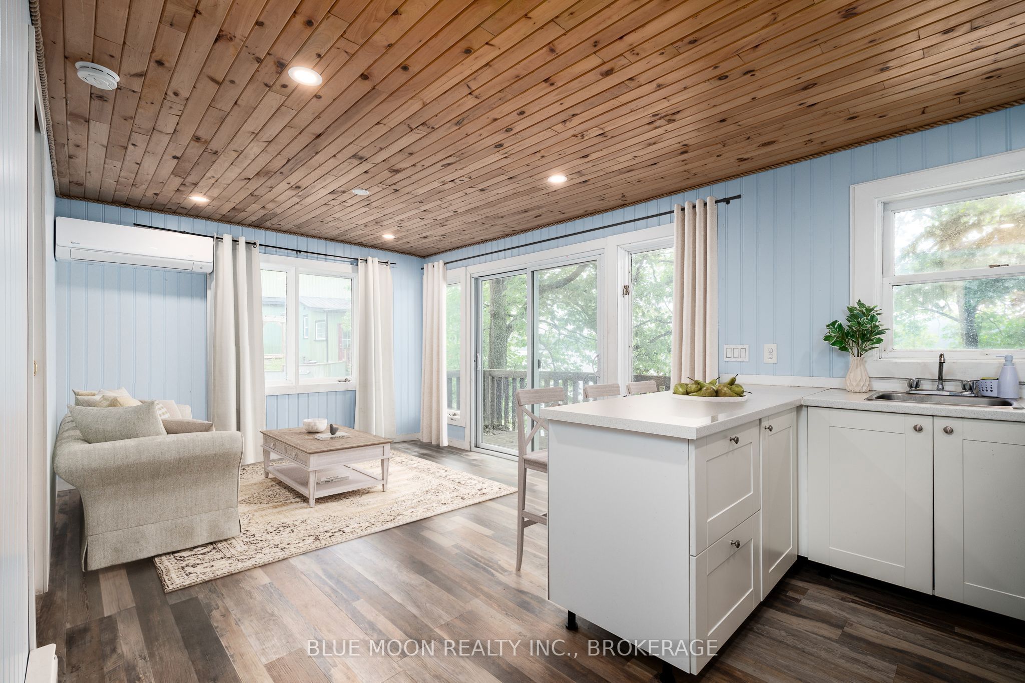 1004 Masonville Road Property Photo 6