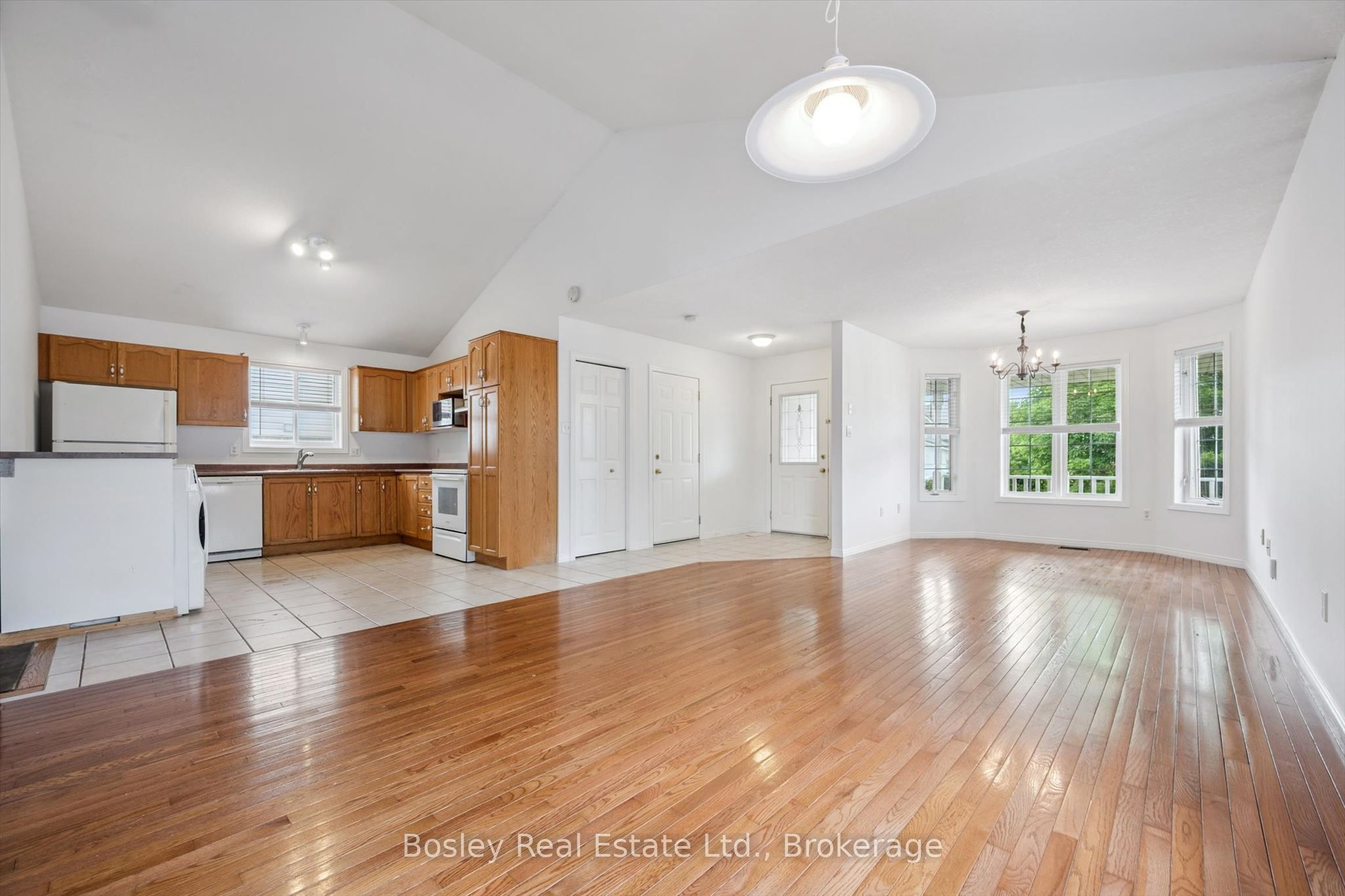 4 Hayward Crescent Property Photo 6
